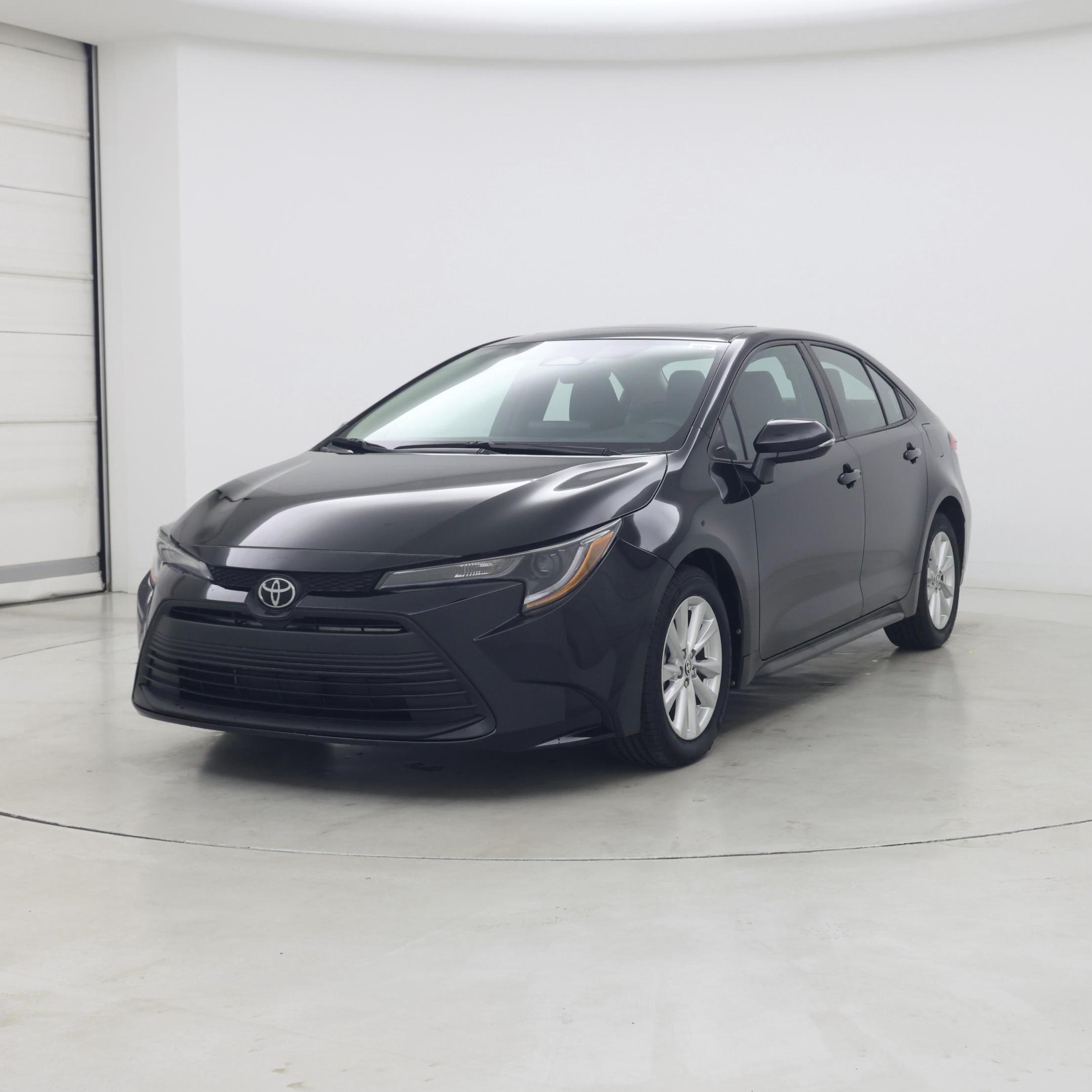 Thumbnail: 2023 Toyota Corolla - 4