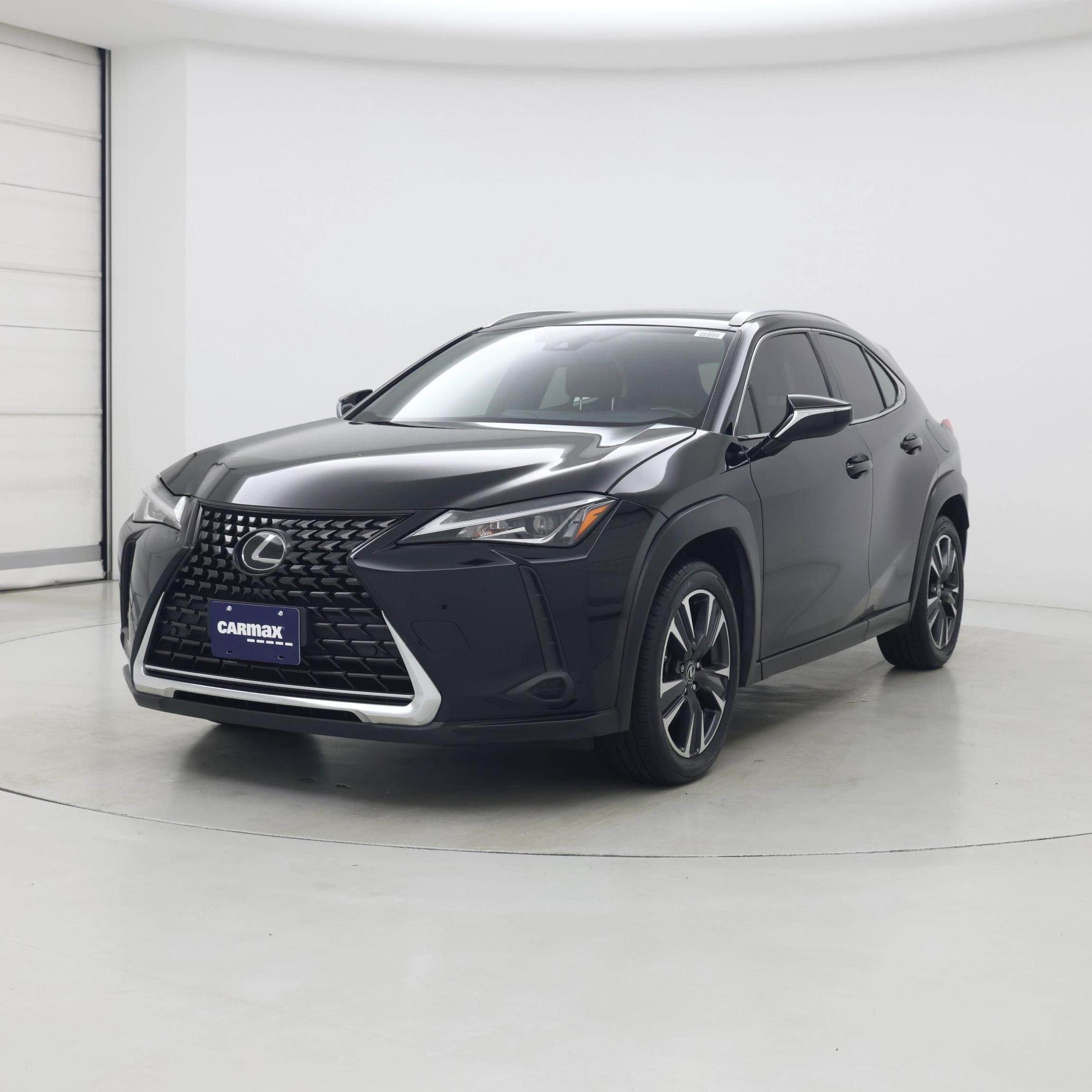Thumbnail: 2021 Lexus UX - 4