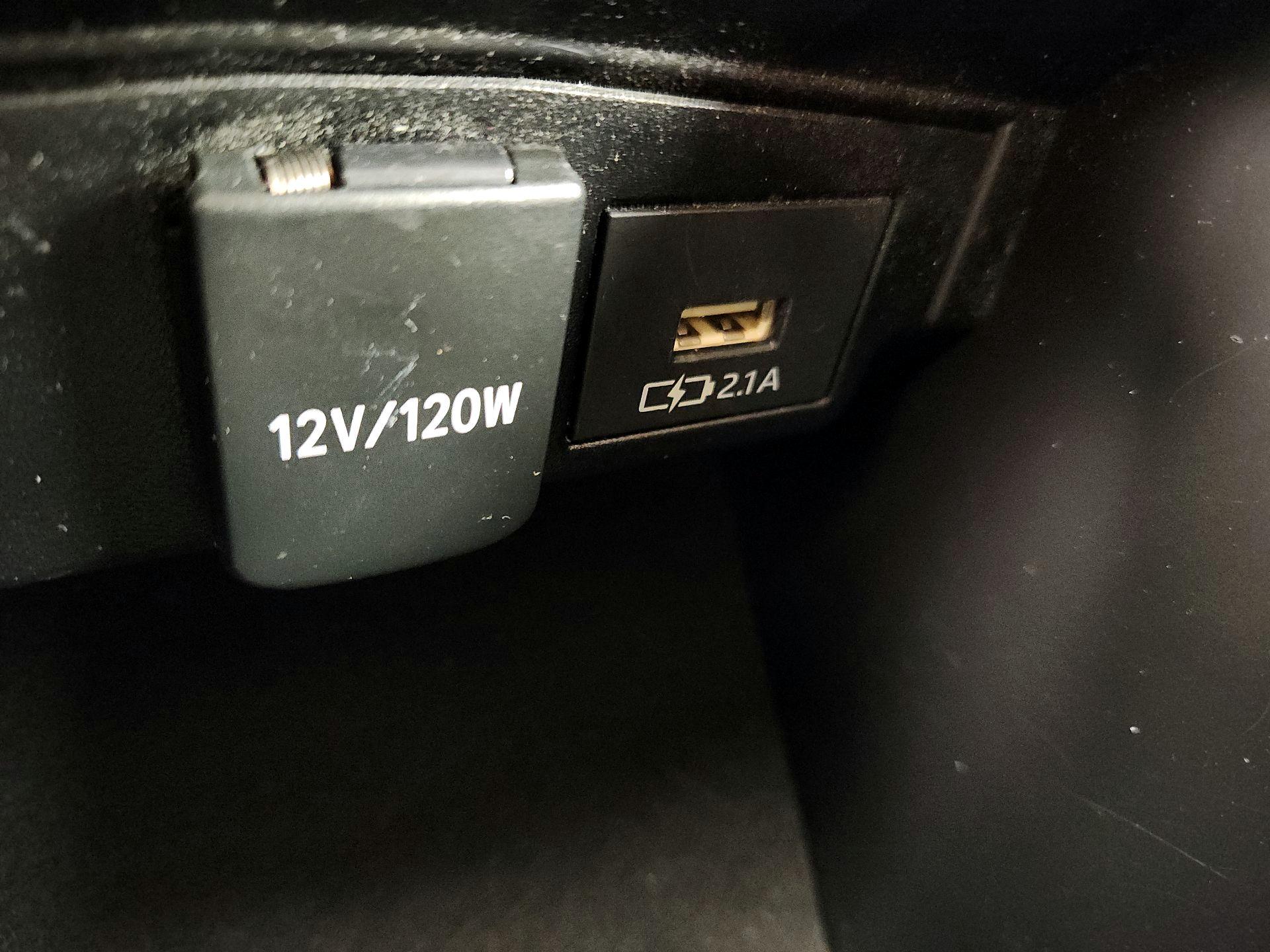Thumbnail: 2021 Toyota Corolla - 18