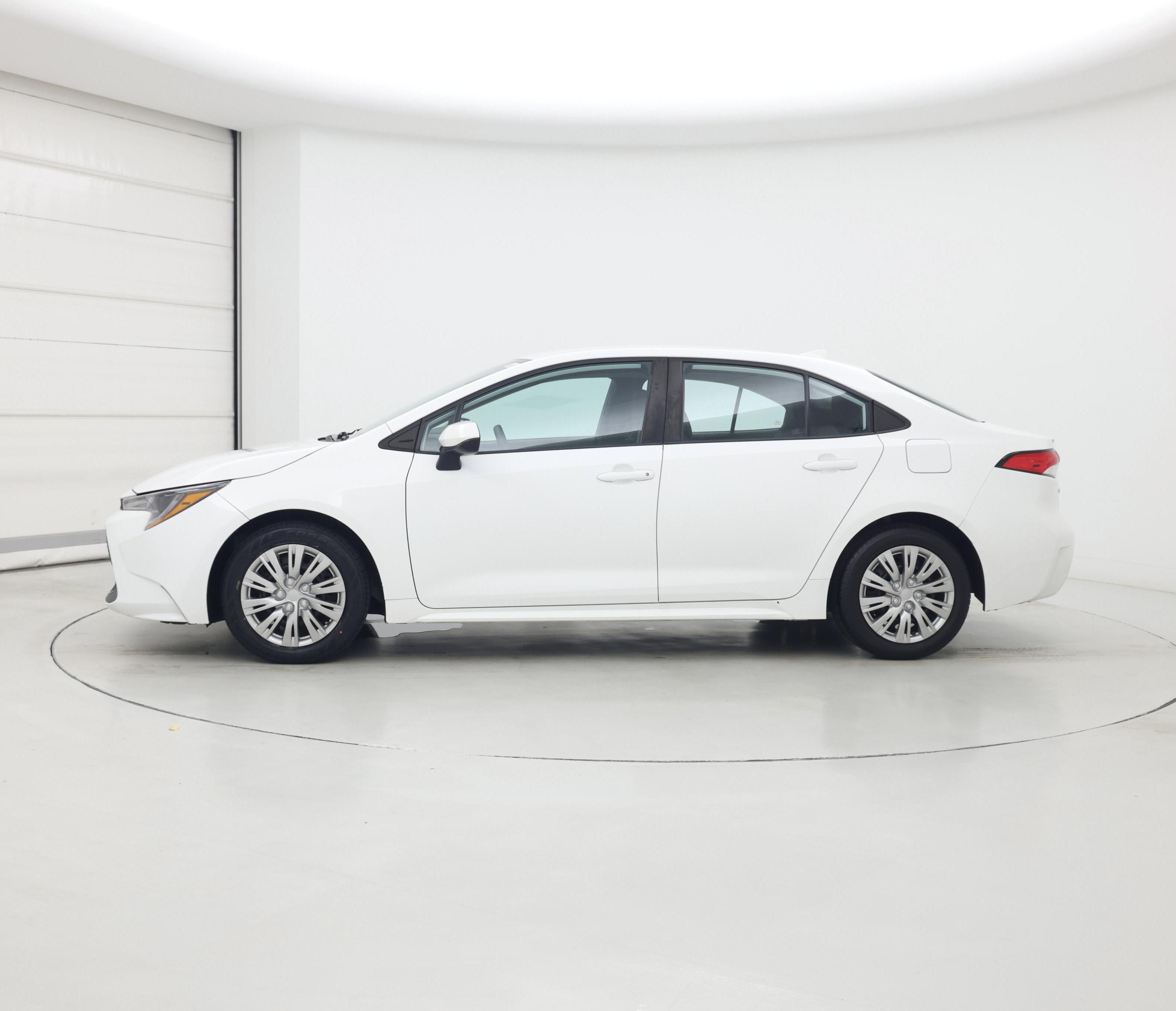 Thumbnail: 2021 Toyota Corolla - 3
