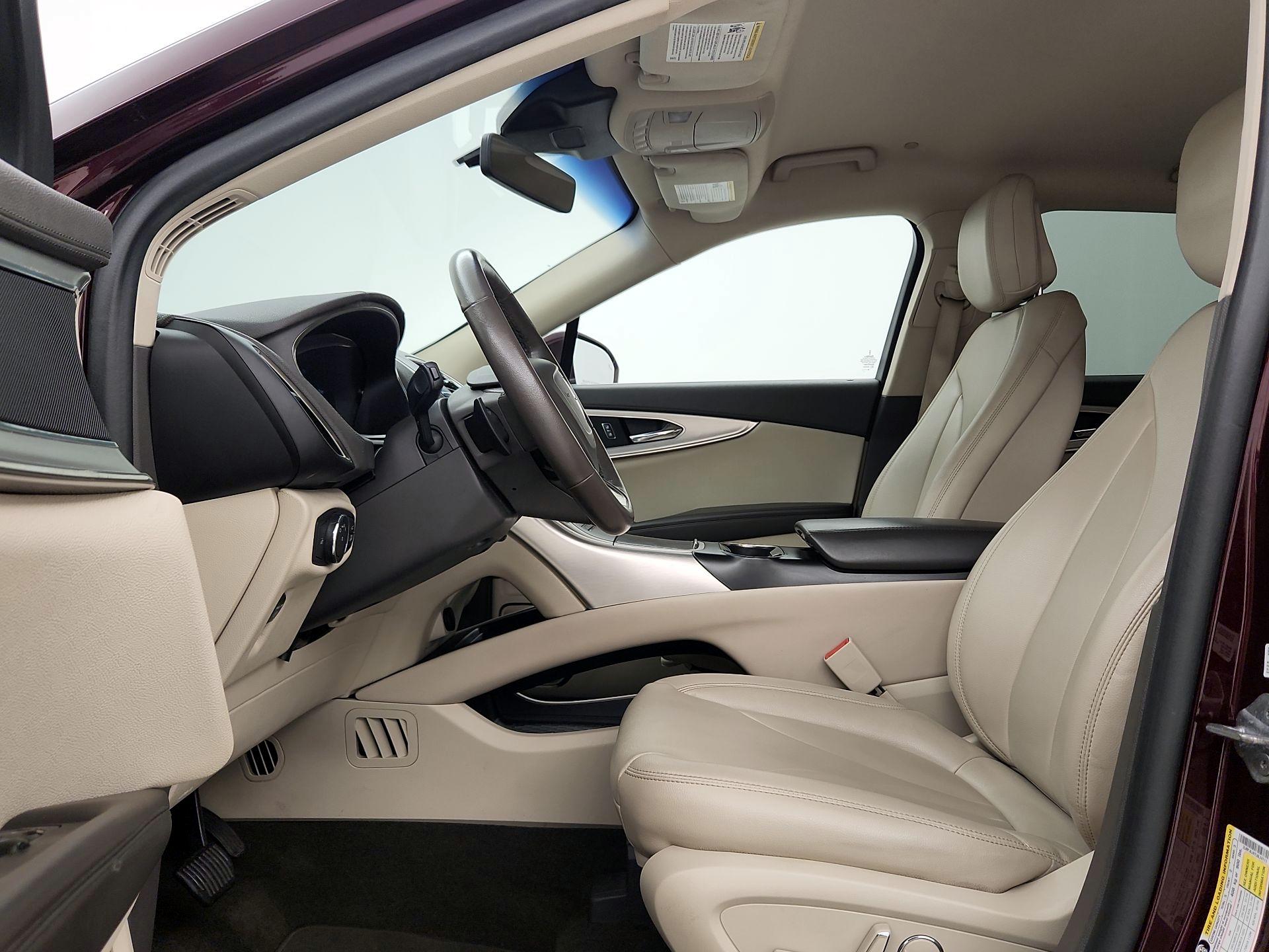 Thumbnail: 2020 Lincoln Nautilus - 11