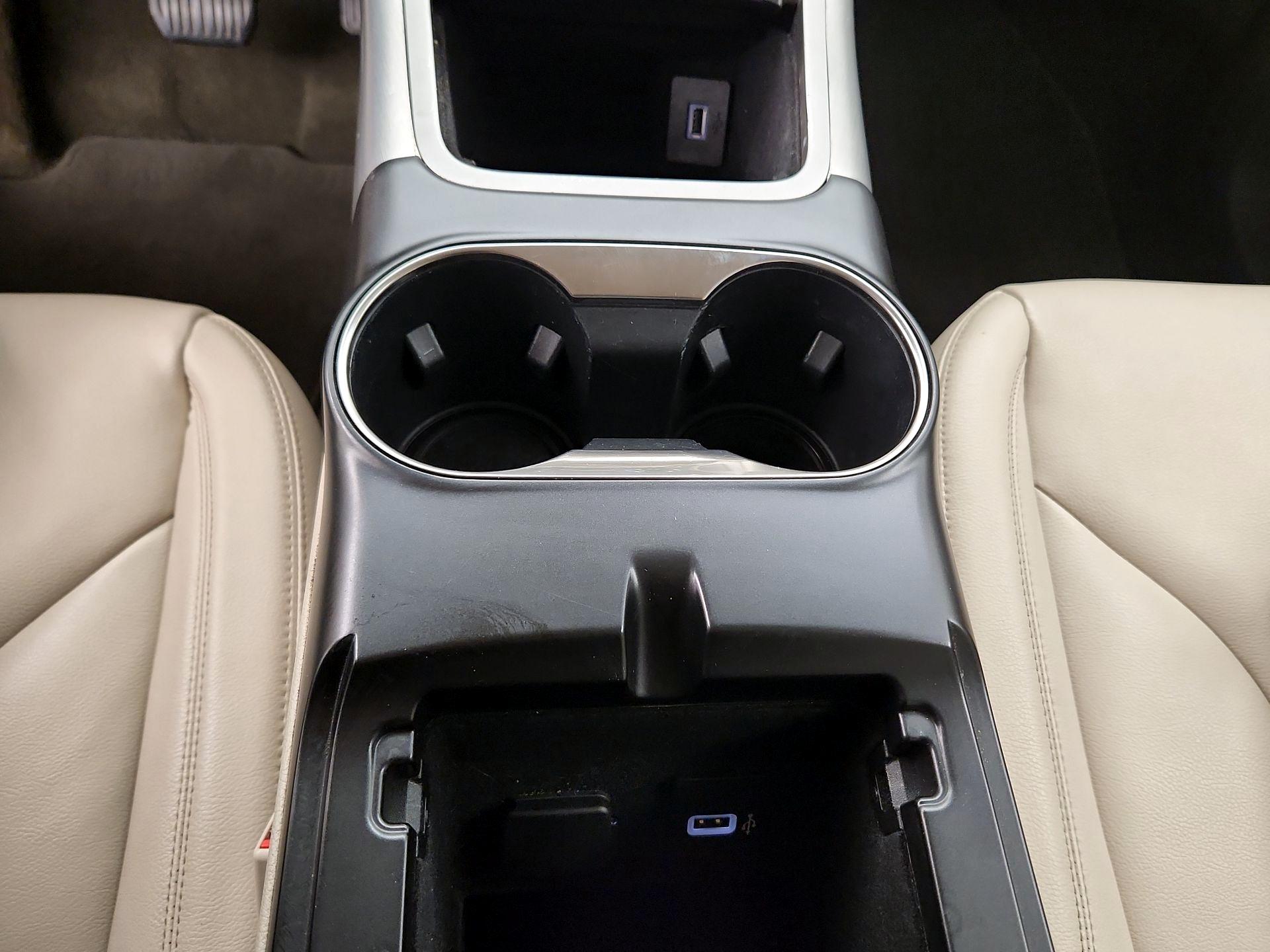 Thumbnail: 2020 Lincoln Nautilus - 18