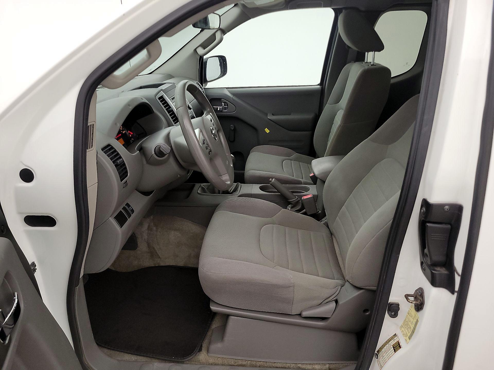 Thumbnail: 2015 Nissan Frontier - 11