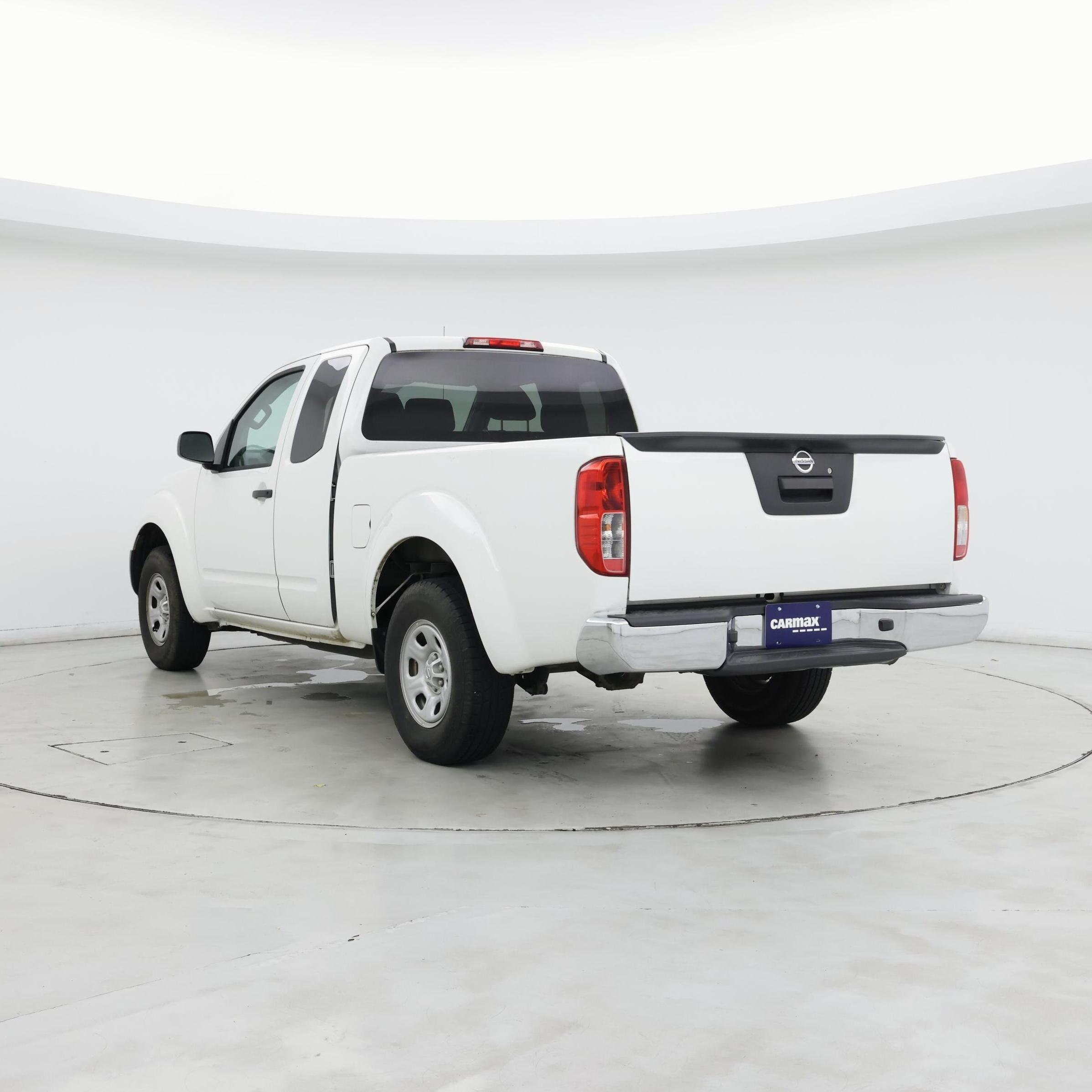 Thumbnail: 2015 Nissan Frontier - 2