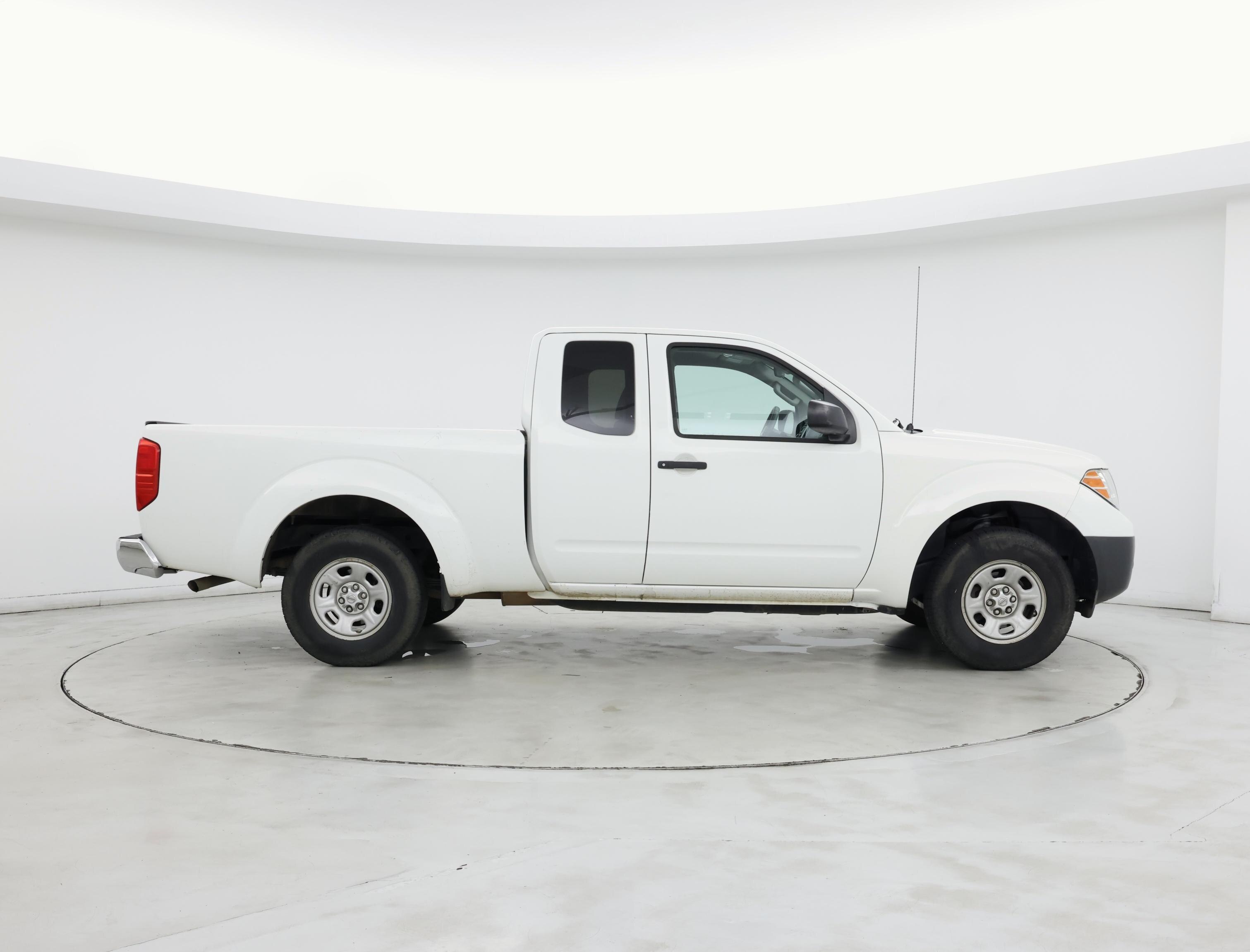 Thumbnail: 2015 Nissan Frontier - 7