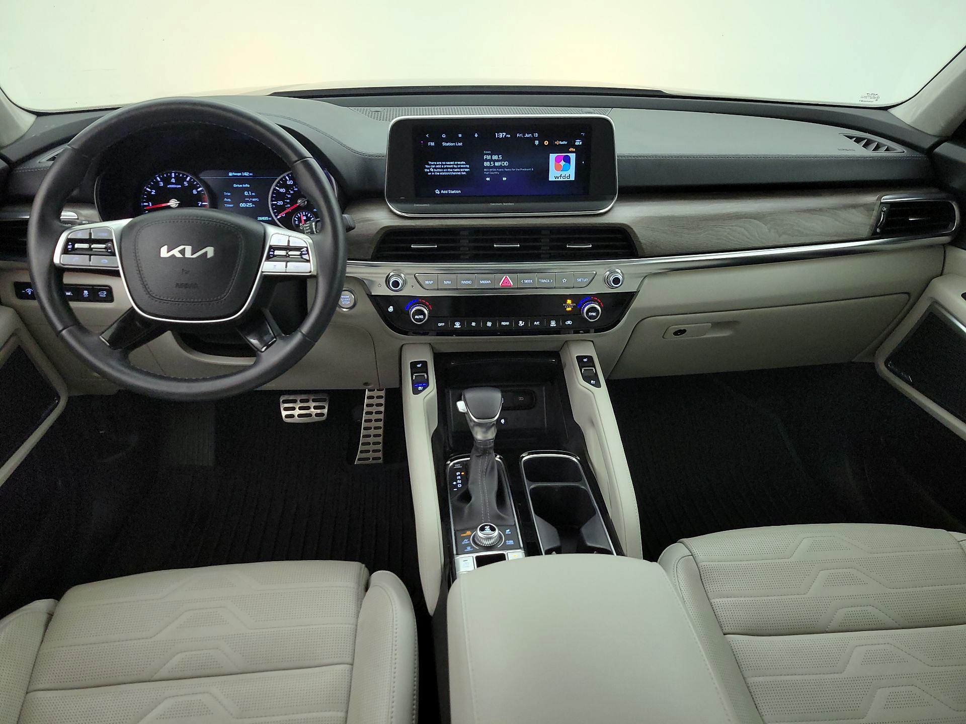 Thumbnail: 2022 Kia Telluride - 9