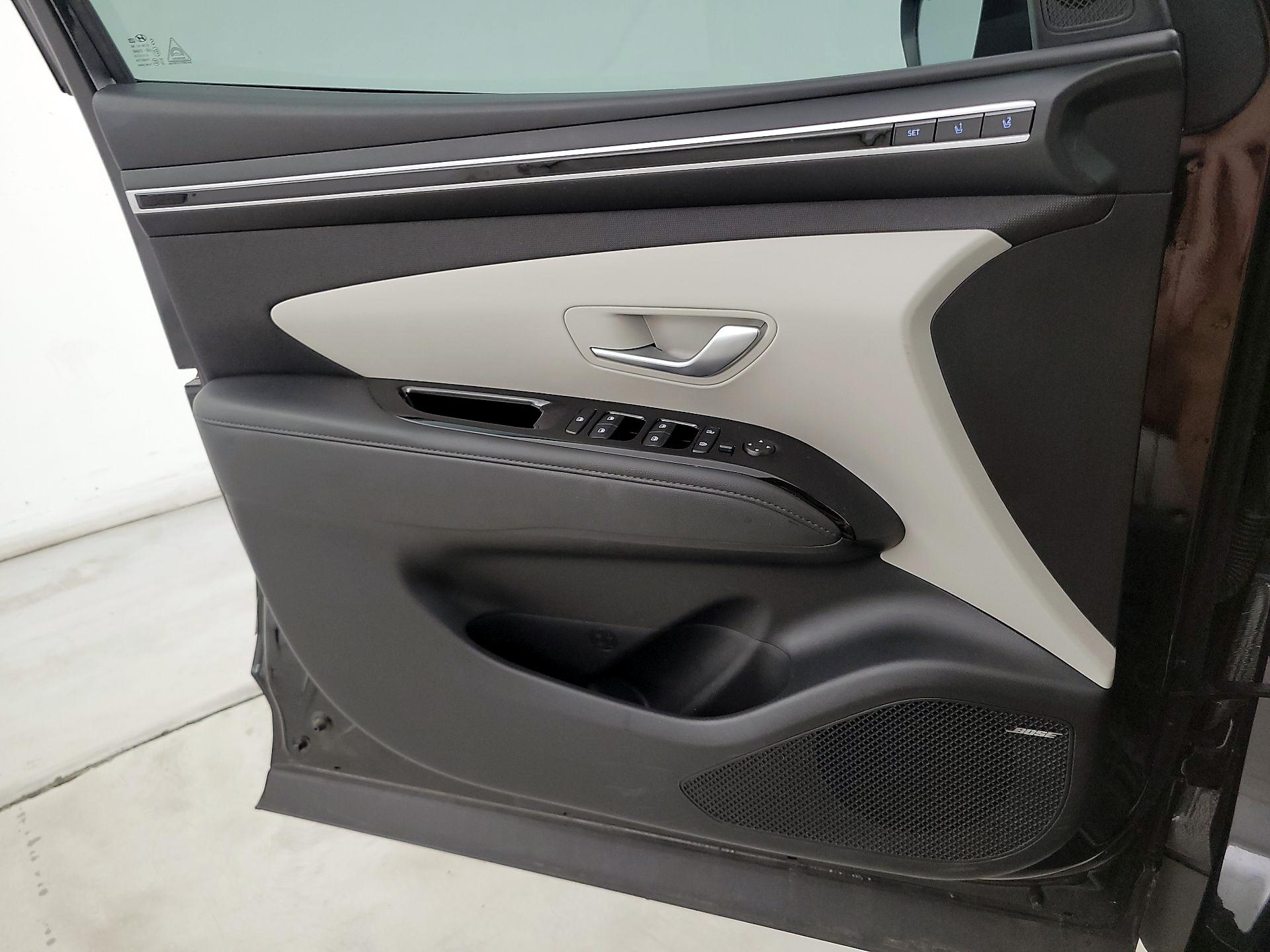 Thumbnail: 2022 Hyundai Tucson - 12