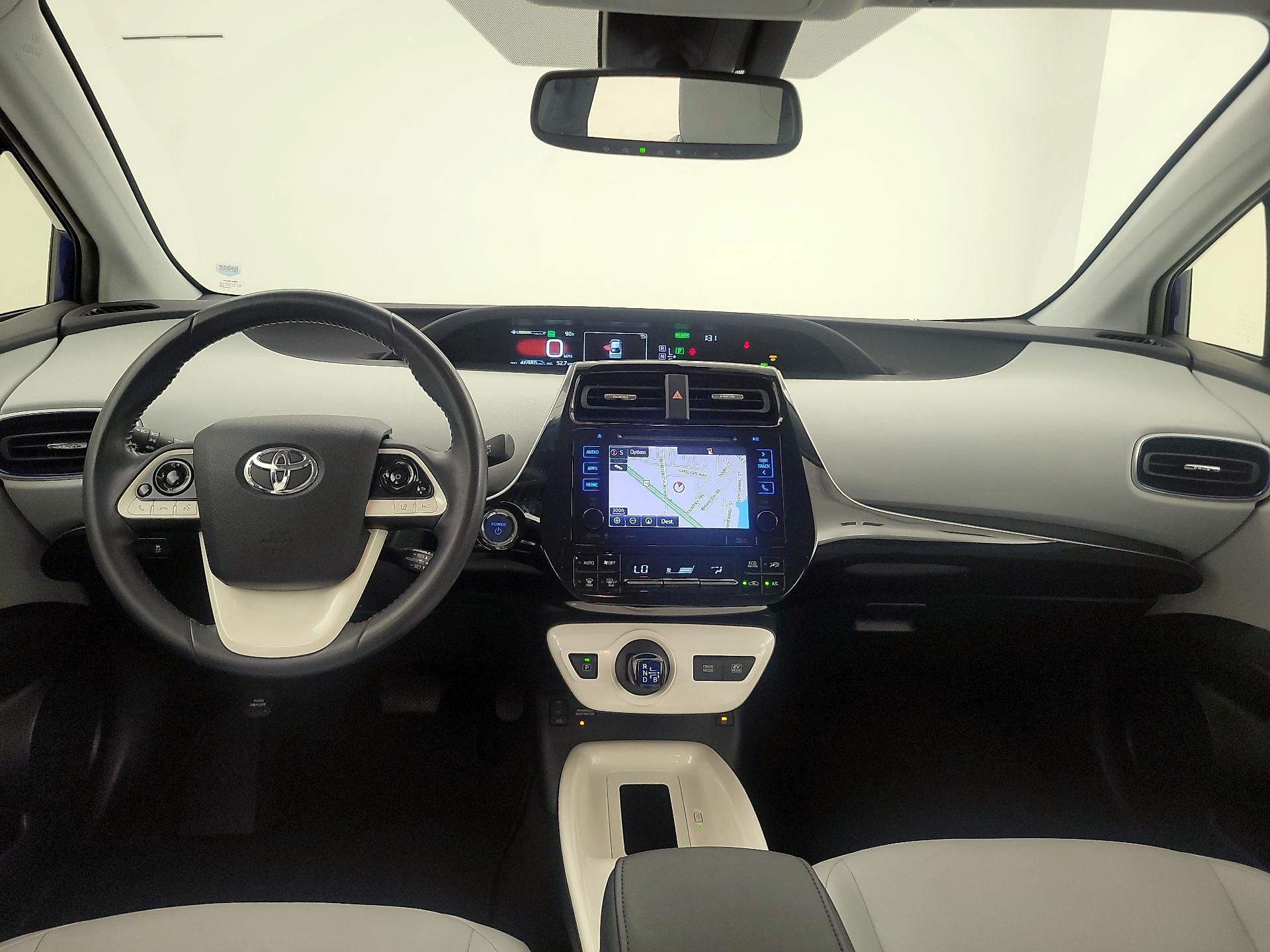 Thumbnail: 2016 Toyota Prius - 9