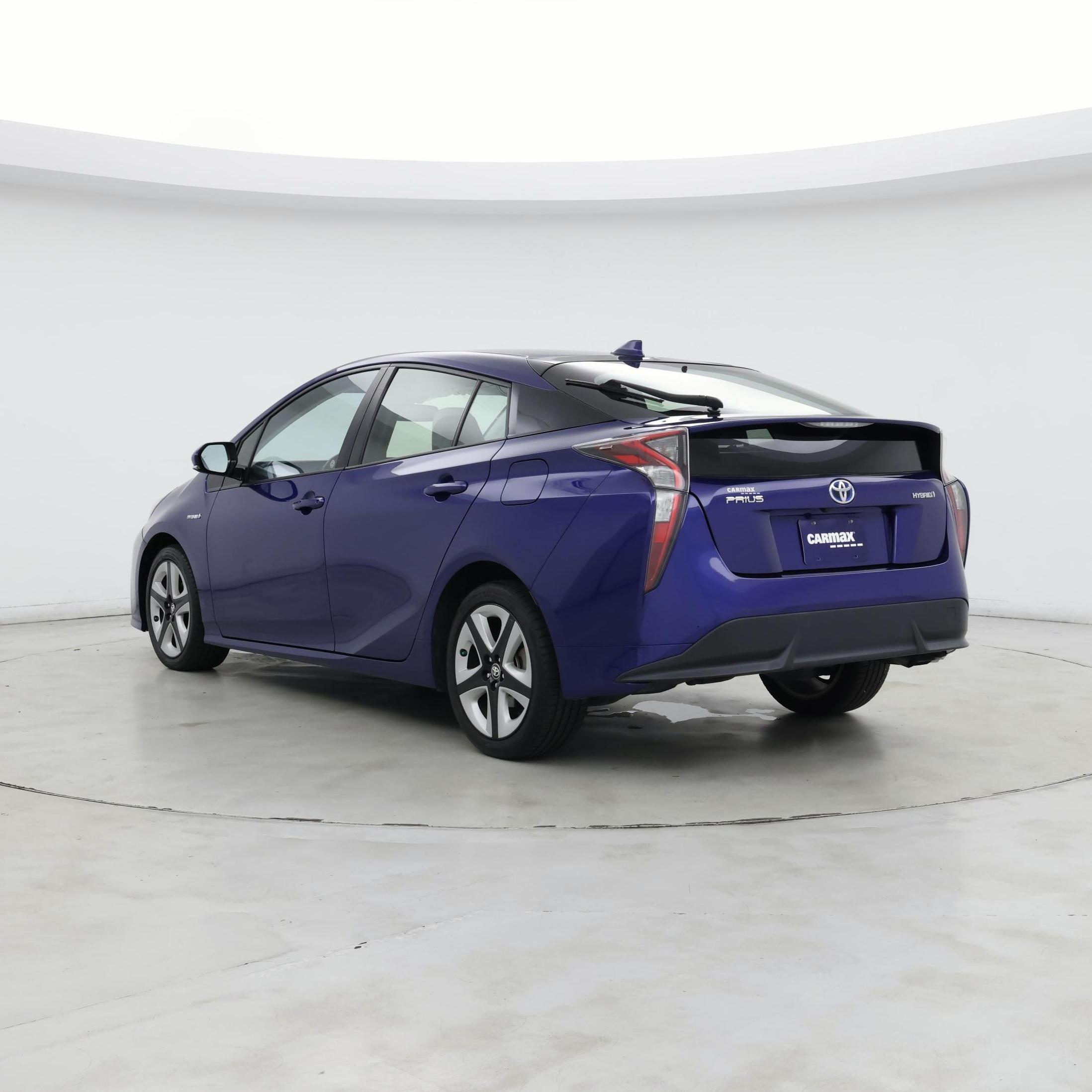 Thumbnail: 2016 Toyota Prius - 2