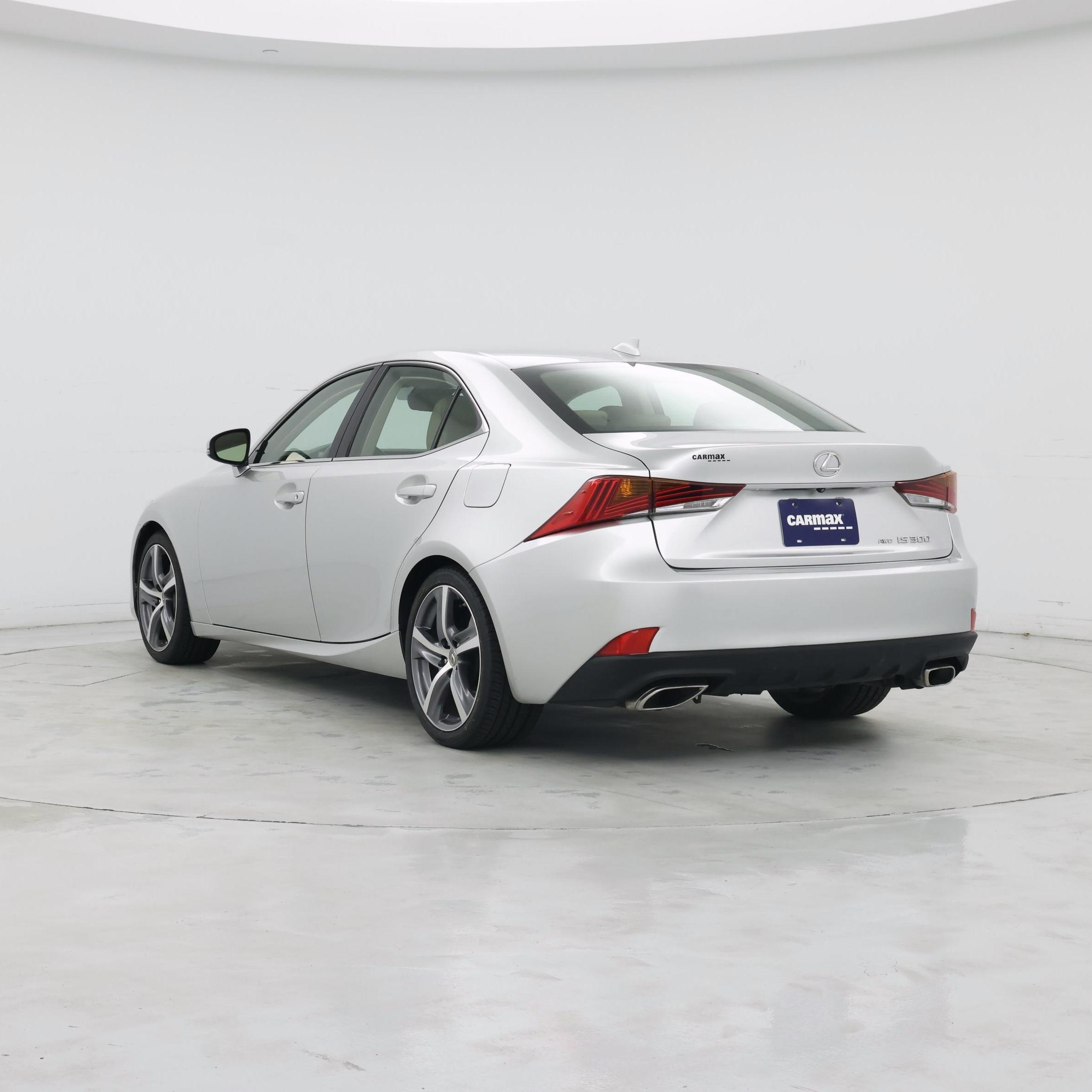 Thumbnail: 2019 Lexus IS - 2