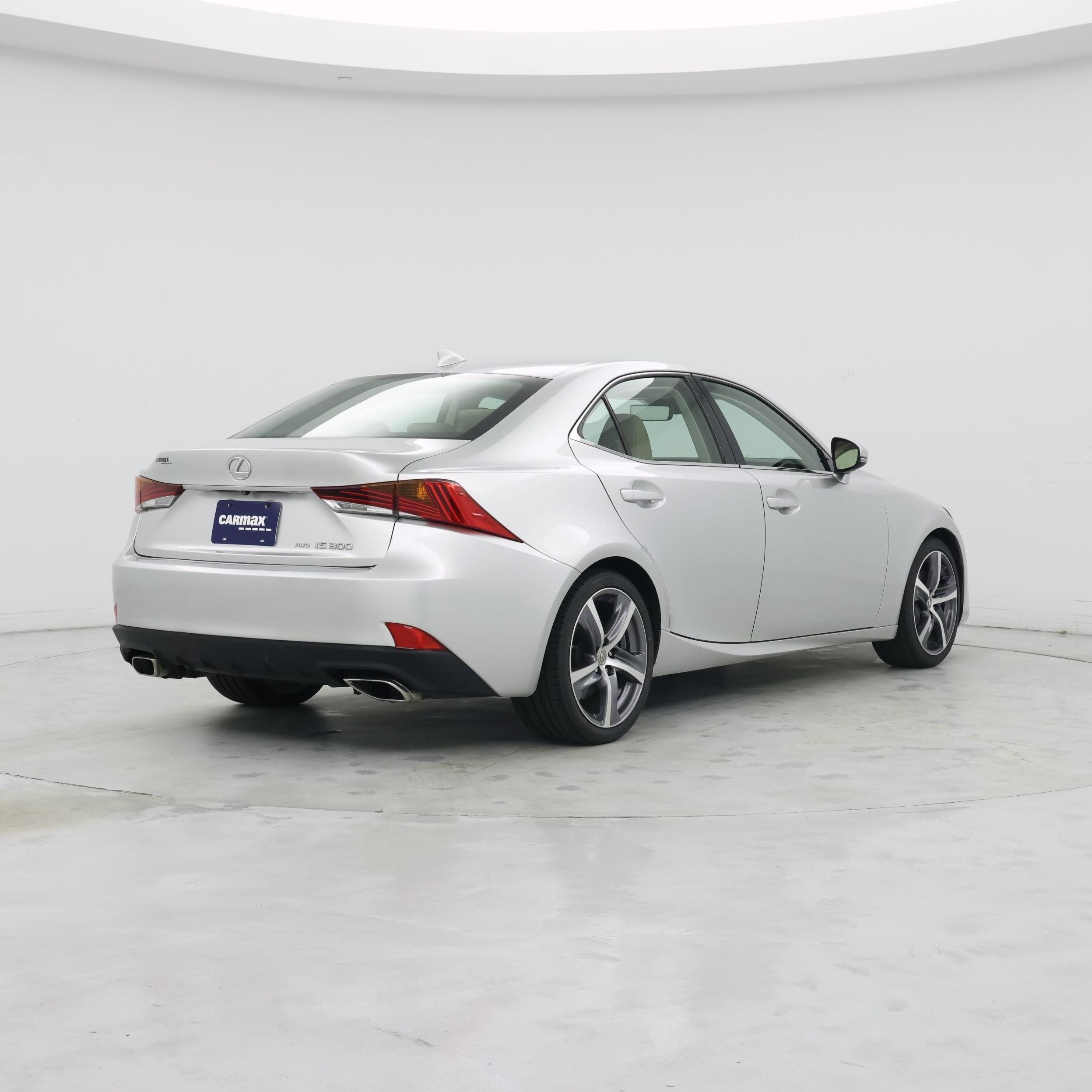 Thumbnail: 2019 Lexus IS - 8
