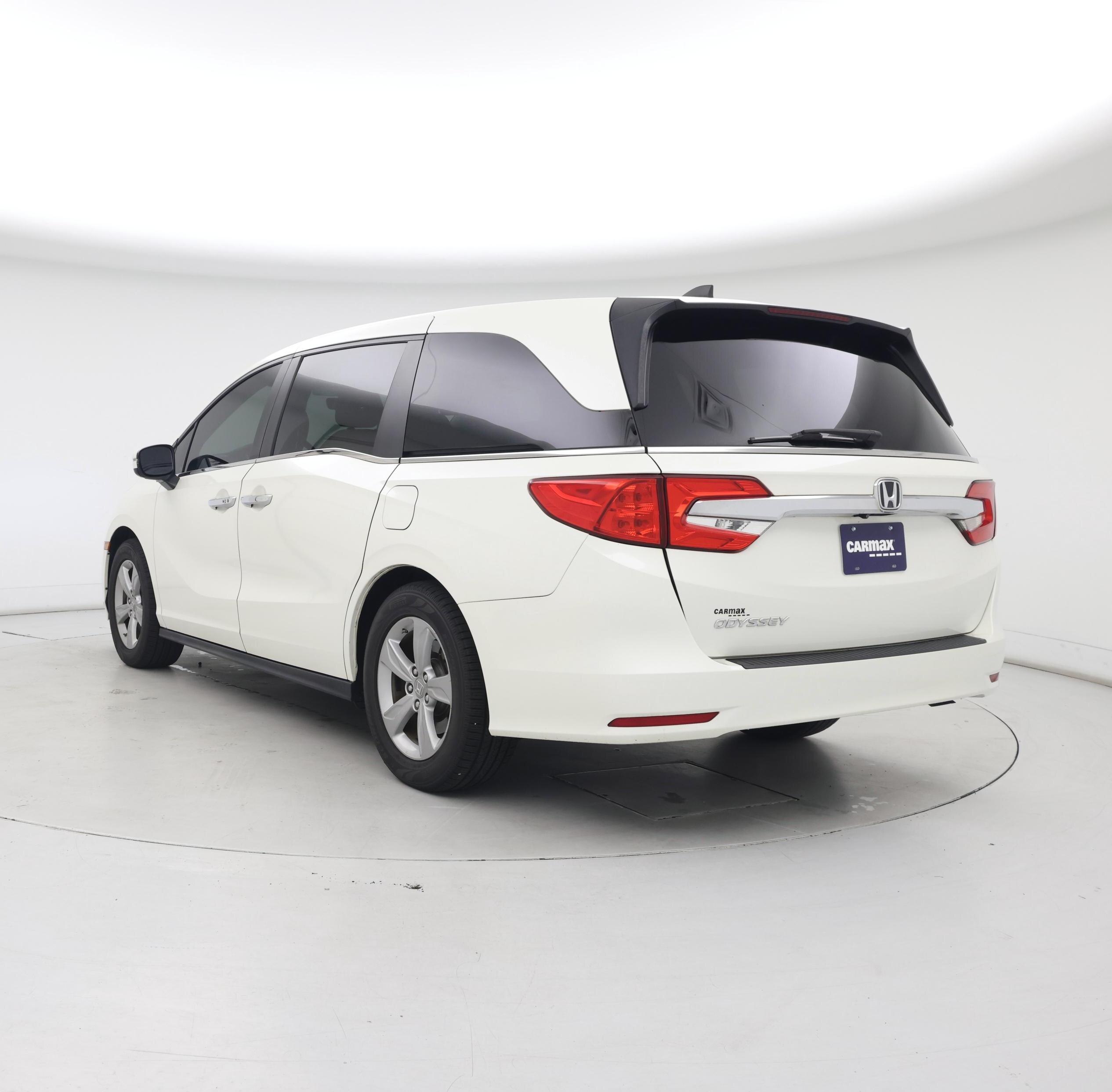 Thumbnail: 2019 Honda Odyssey - 2