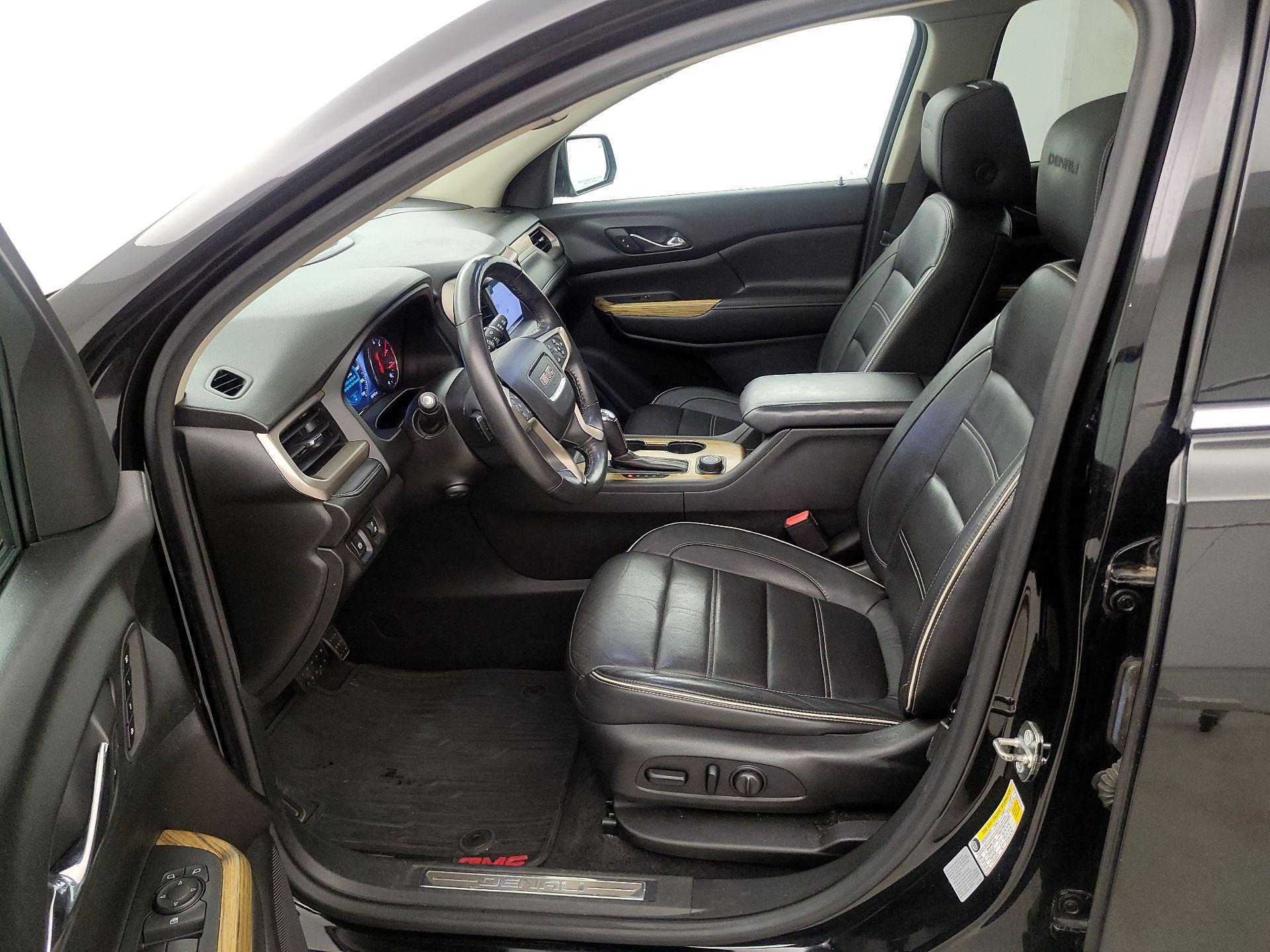 Thumbnail: 2017 GMC Acadia - 11