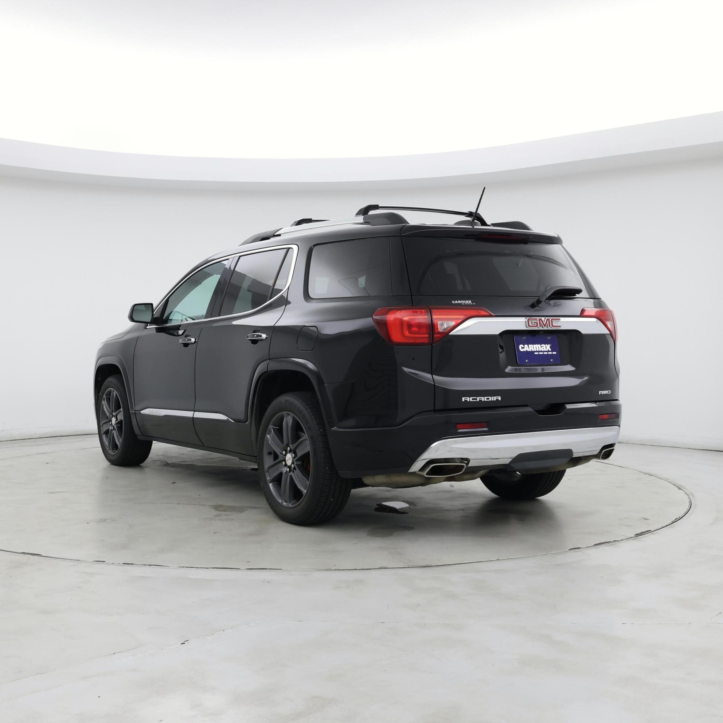 Thumbnail: 2017 GMC Acadia - 2