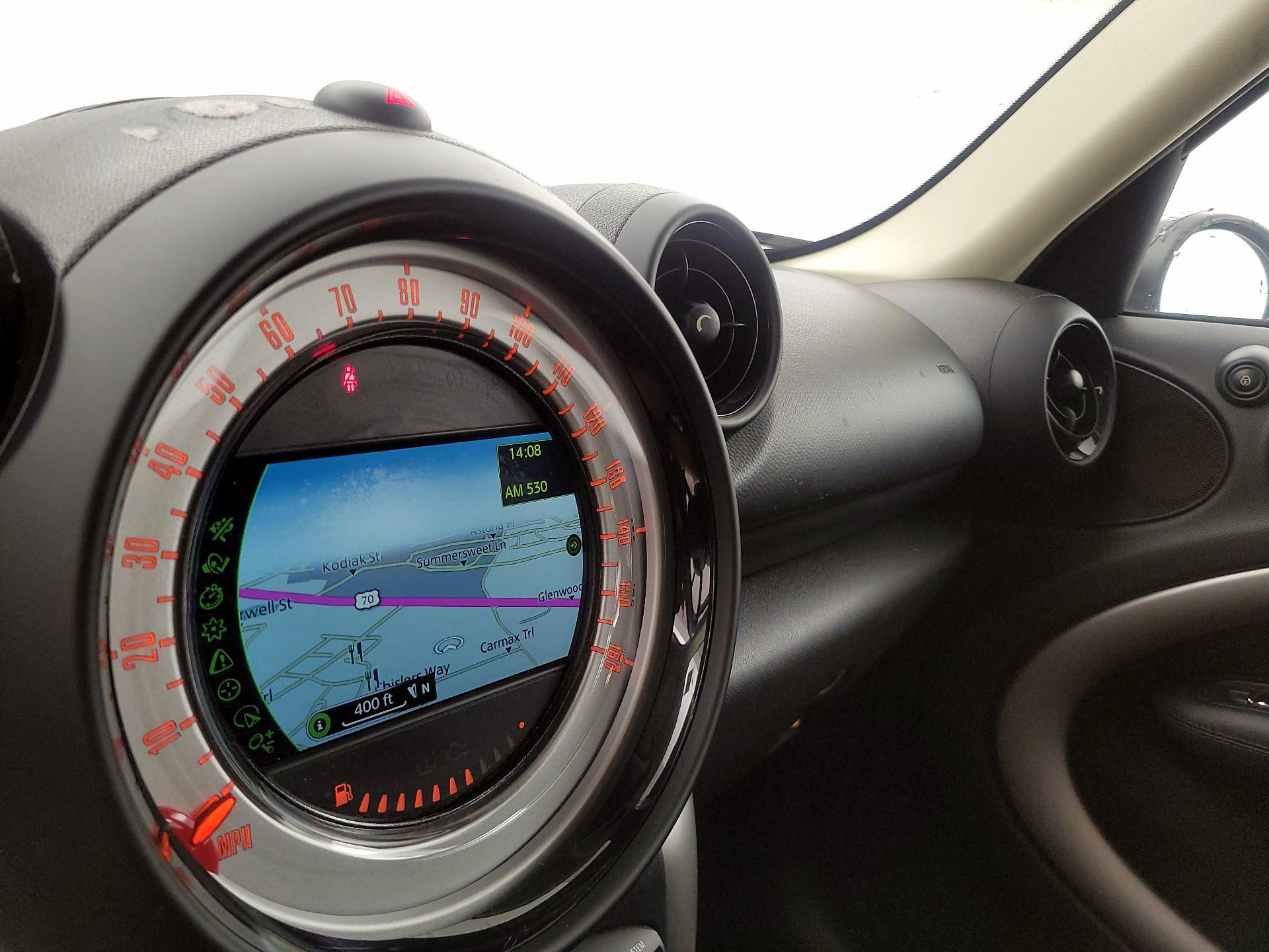 Thumbnail: 2014 MINI Cooper Countryman - 14