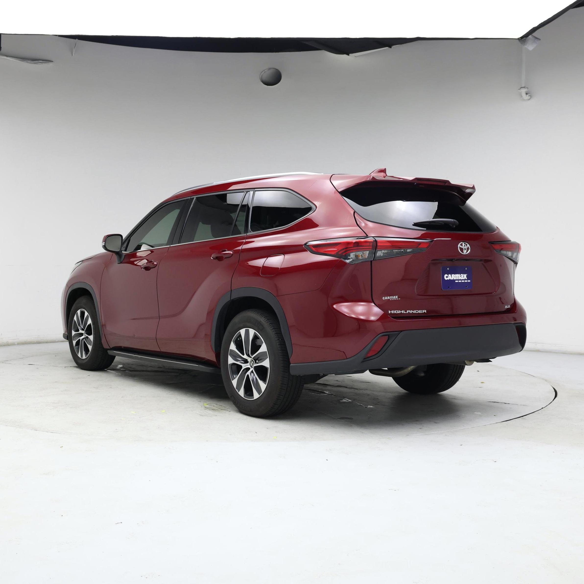 Thumbnail: 2021 Toyota Highlander - 2