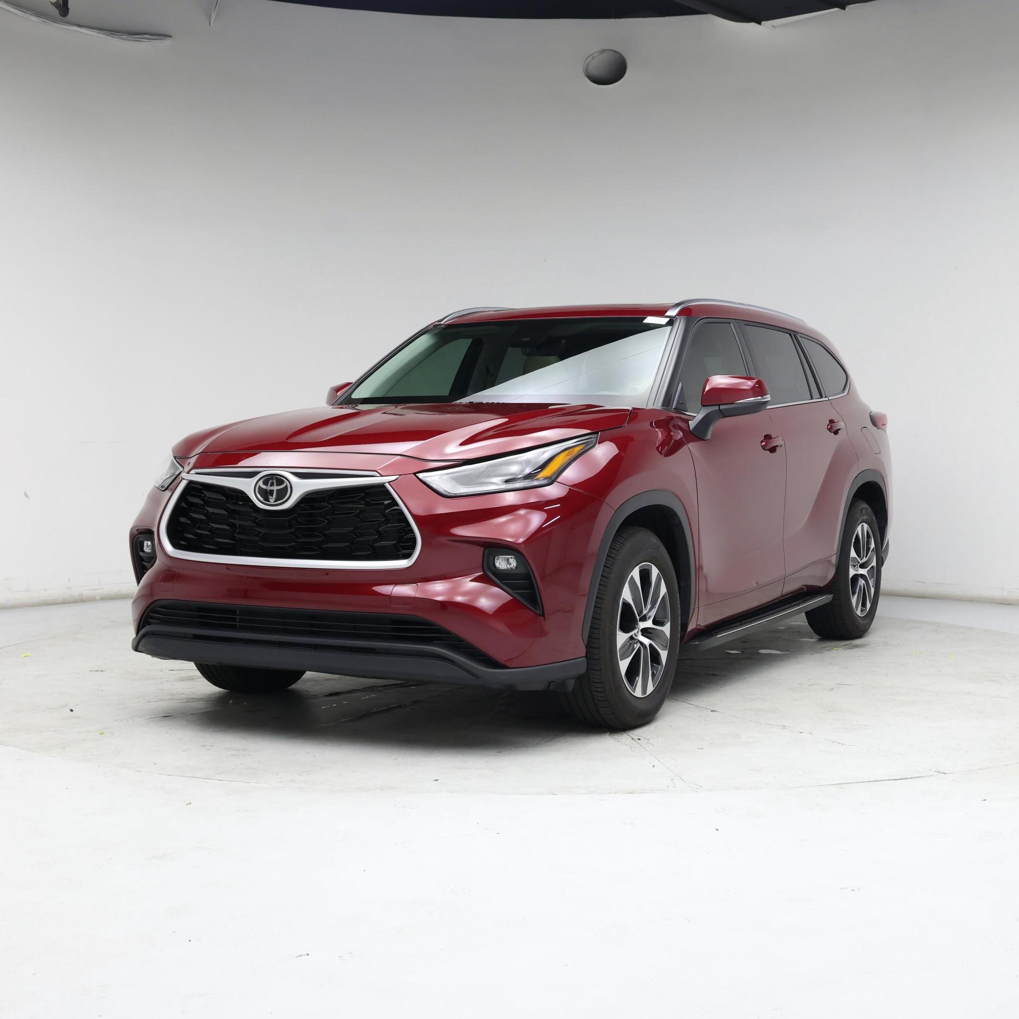 Thumbnail: 2021 Toyota Highlander - 4