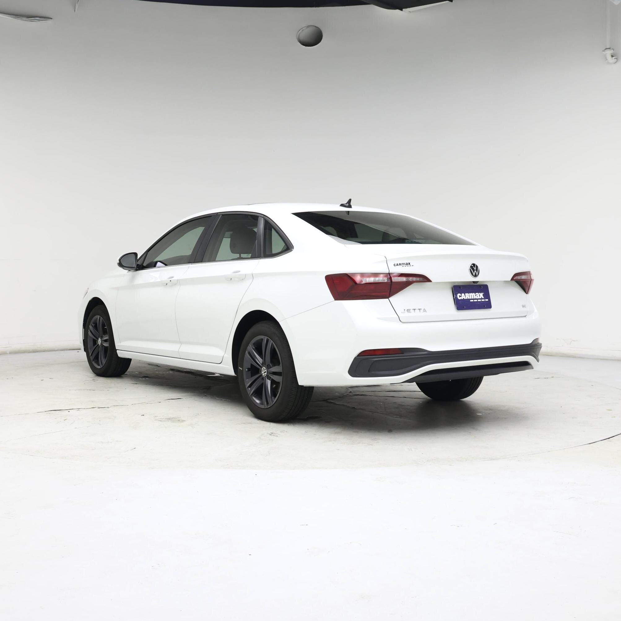 Thumbnail: 2024 Volkswagen Jetta - 2