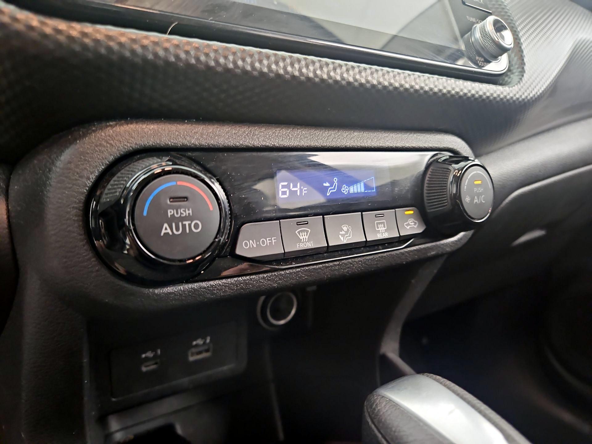 Thumbnail: 2021 Nissan Kicks - 15