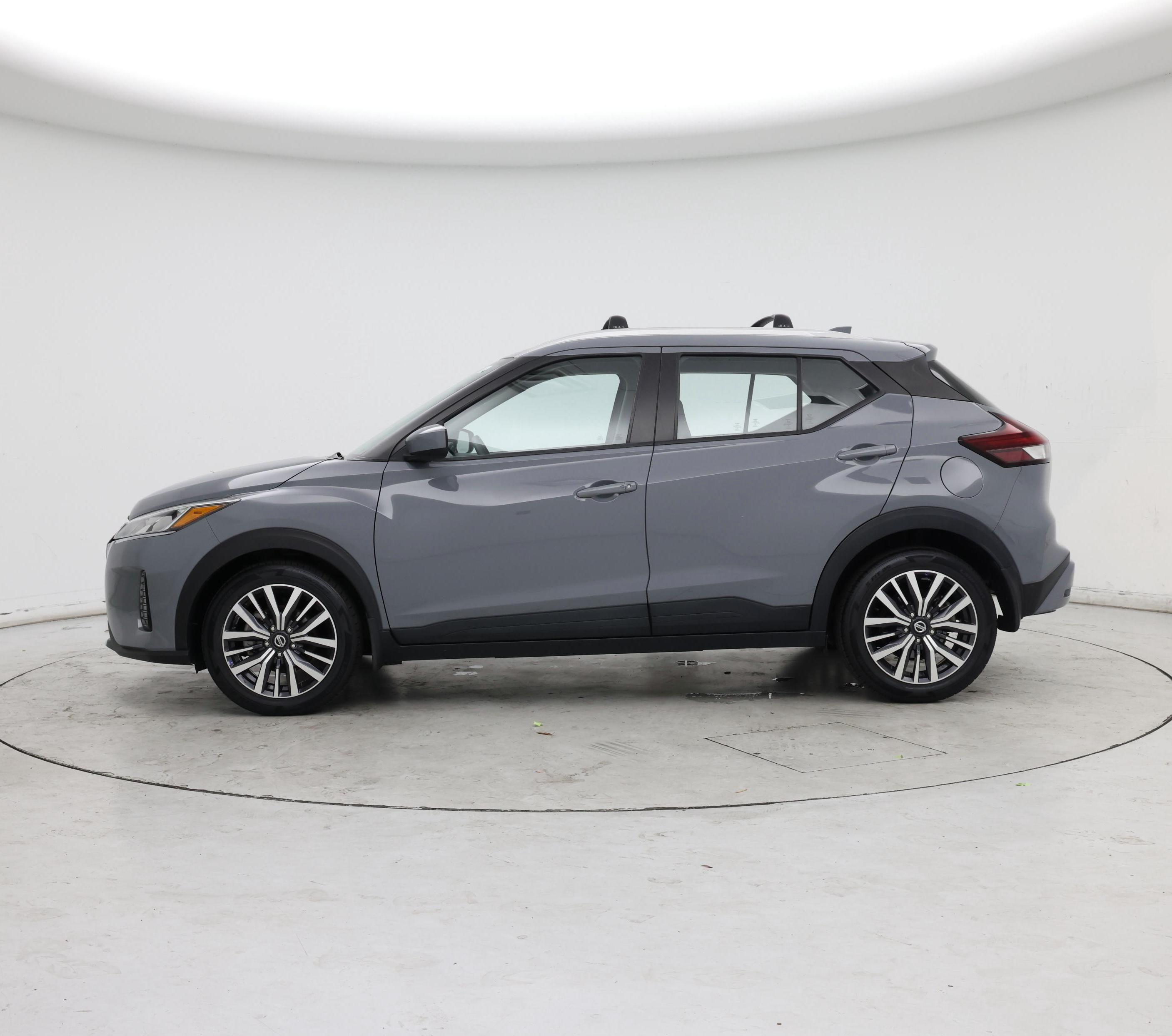 Thumbnail: 2021 Nissan Kicks - 3
