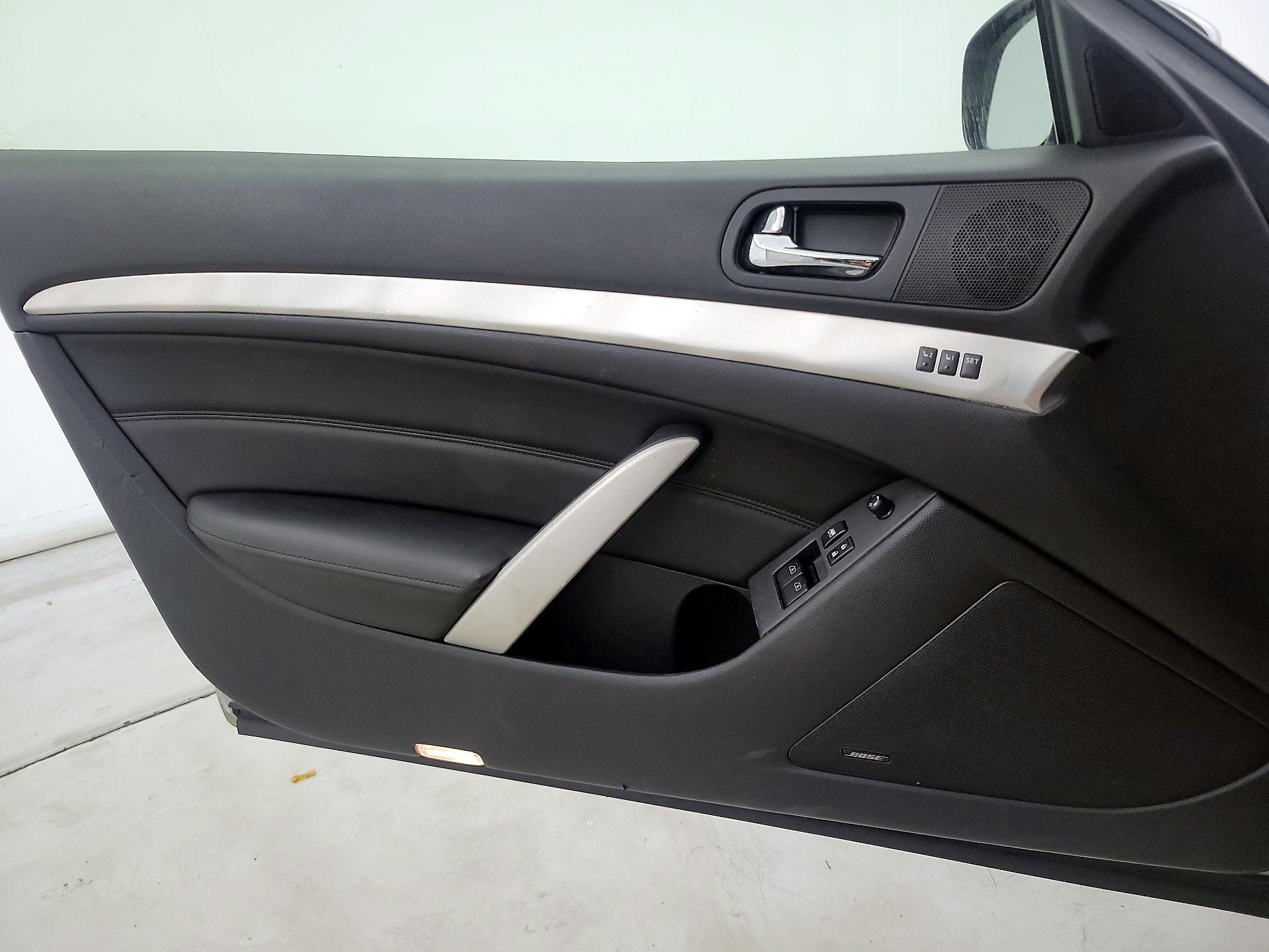 Thumbnail: 2013 INFINITI G37 - 12