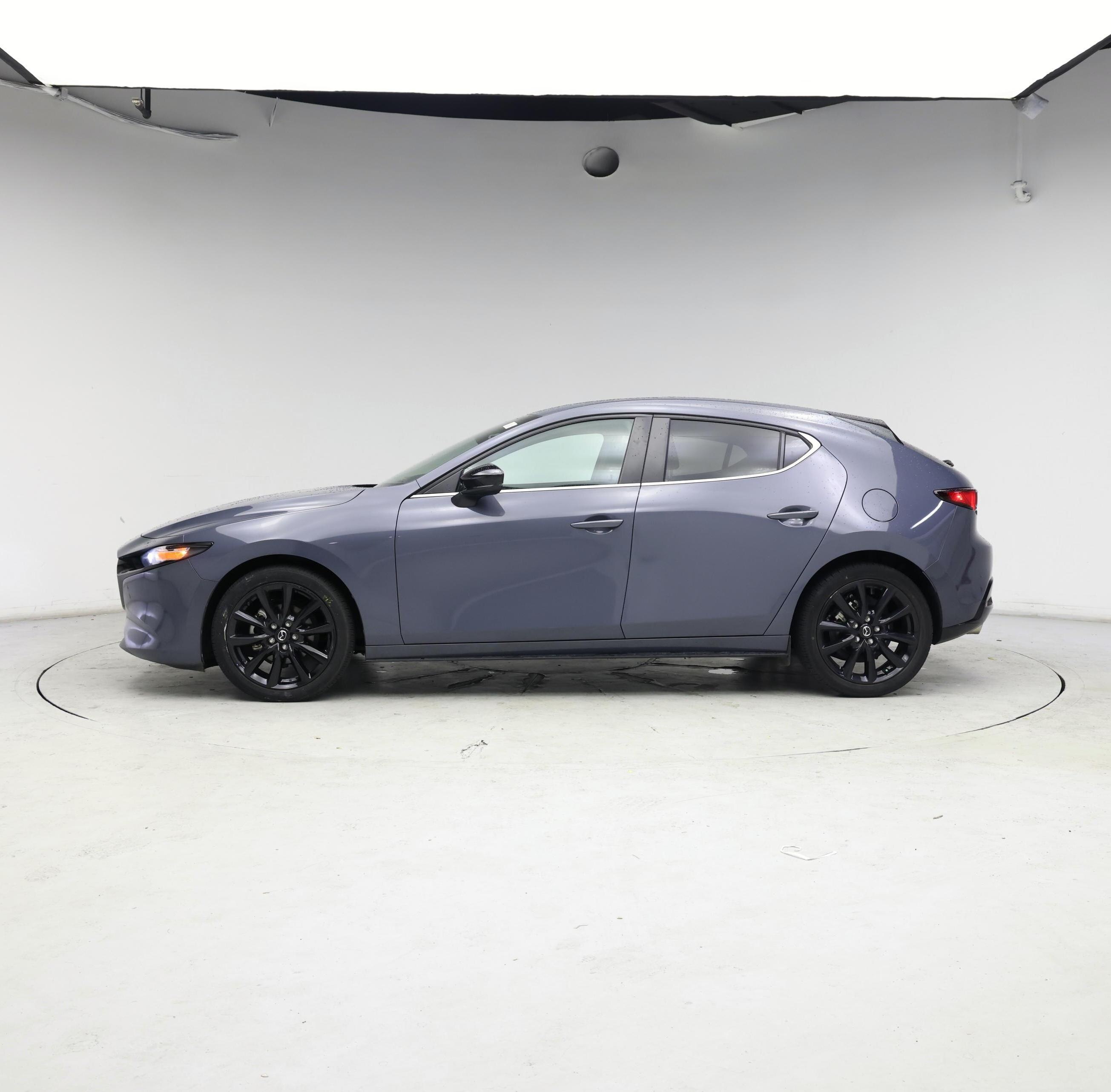 Thumbnail: 2022 Mazda Mazda3 - 3