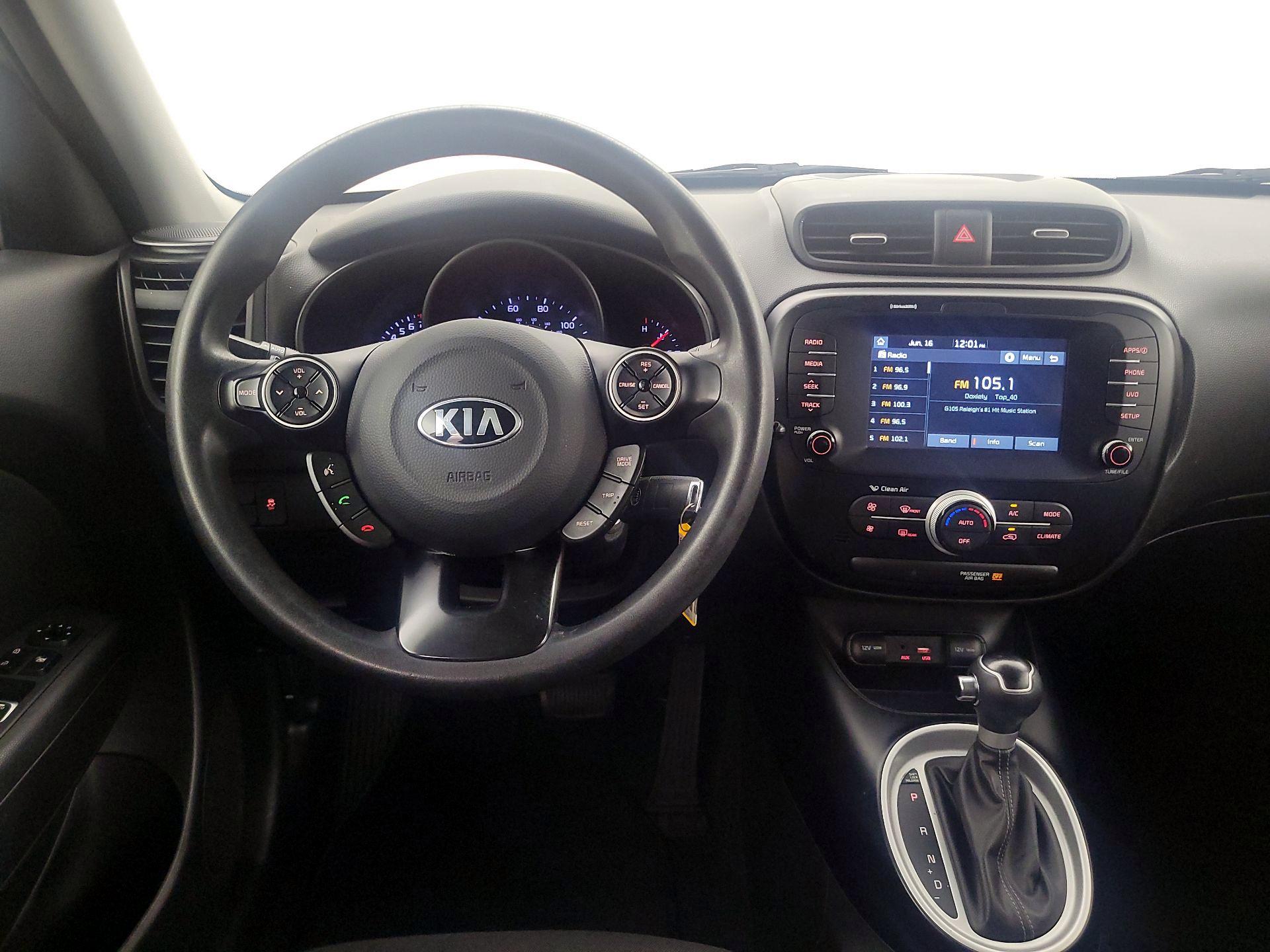 Thumbnail: 2019 Kia Soul - 10