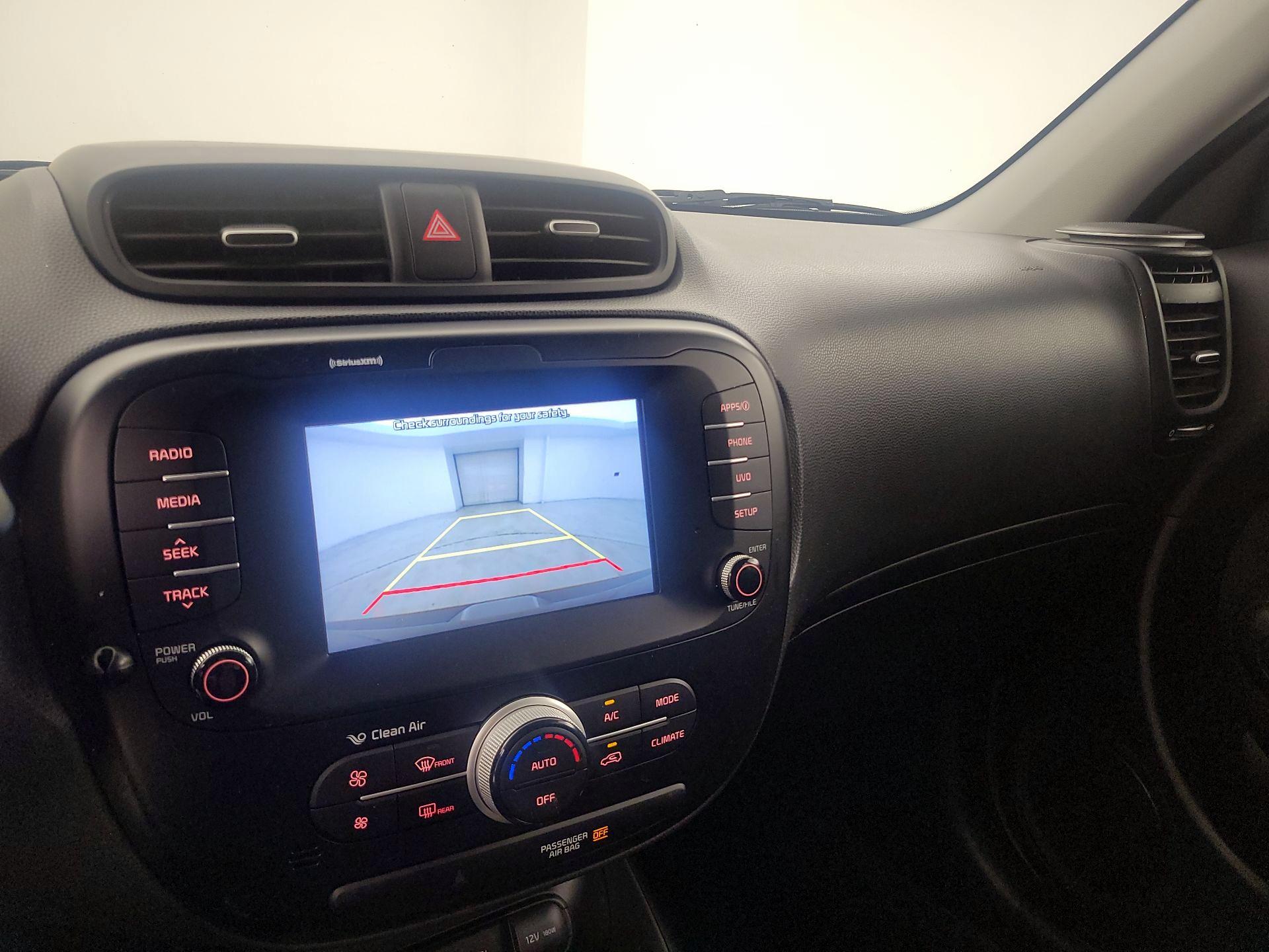 Thumbnail: 2019 Kia Soul - 14