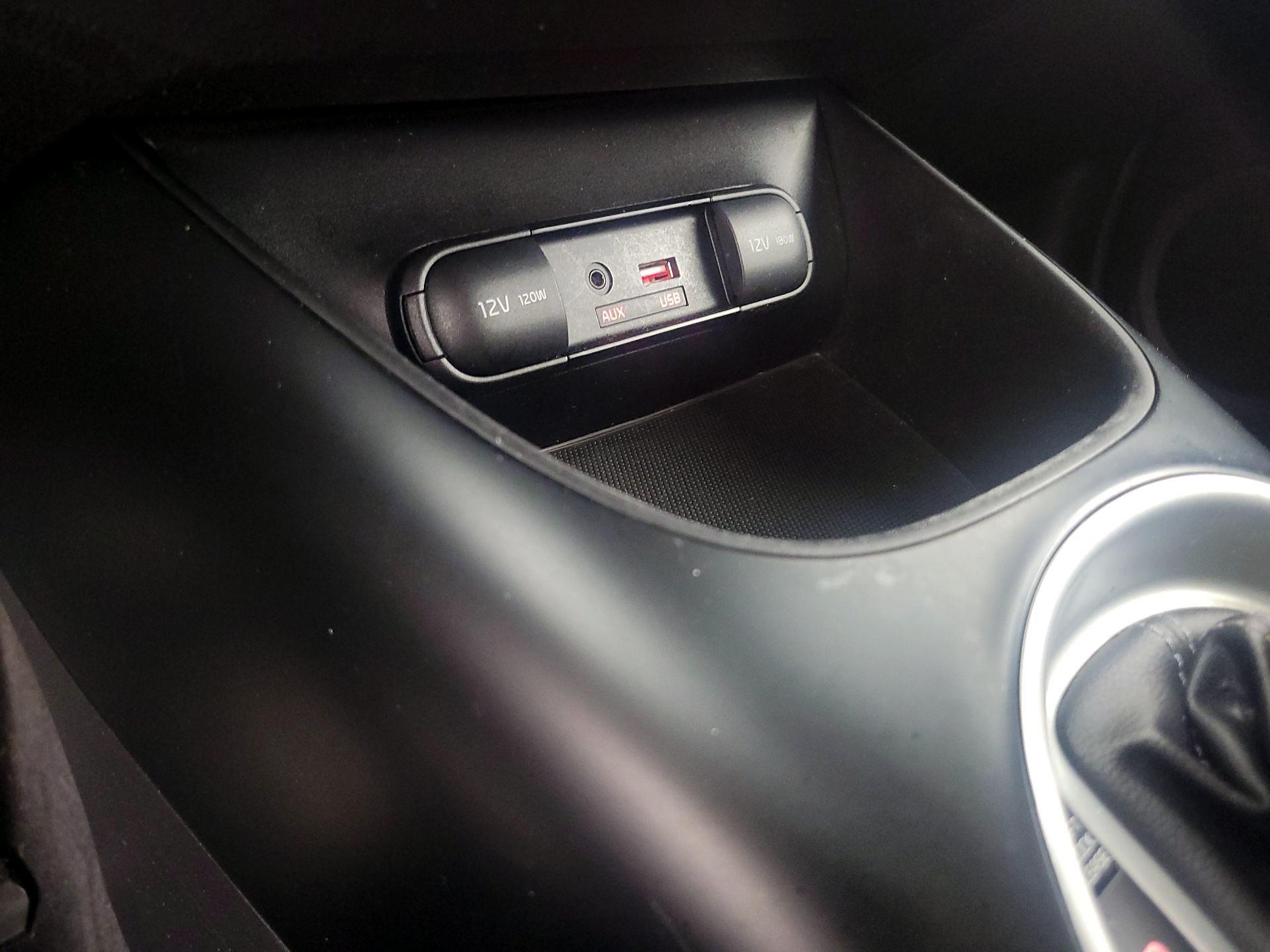 Thumbnail: 2019 Kia Soul - 18