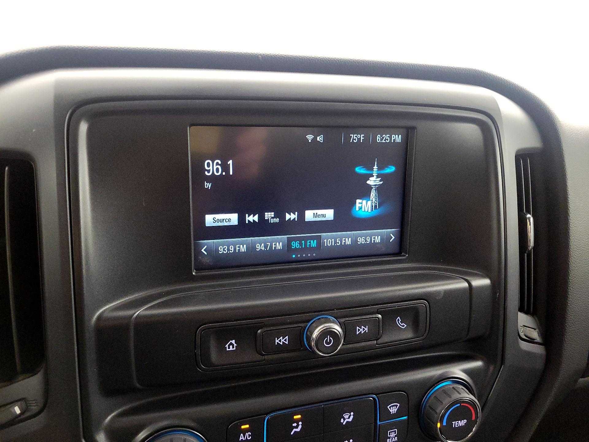 Thumbnail: 2018 Chevrolet Silverado 1500 - 15