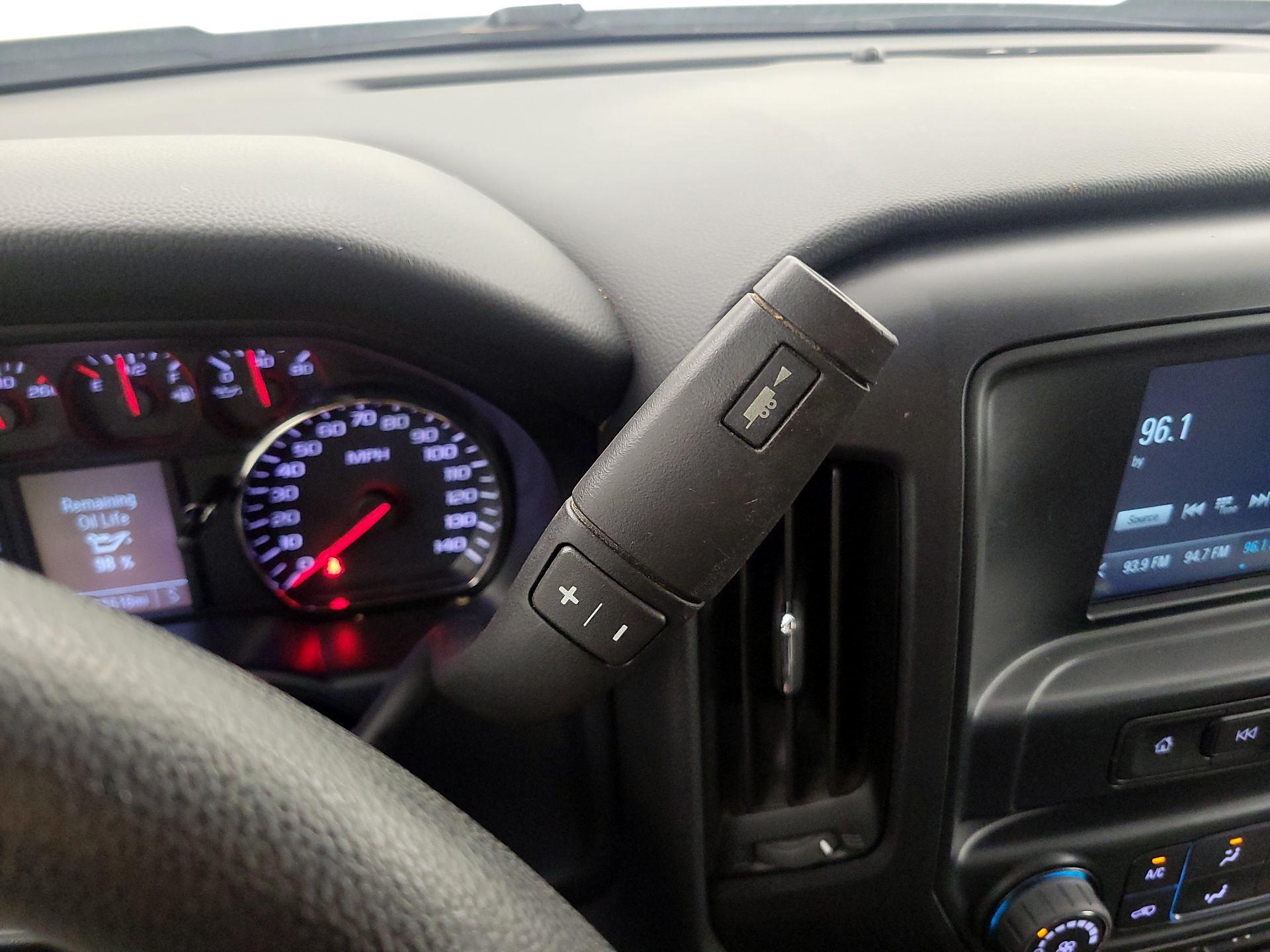 Thumbnail: 2018 Chevrolet Silverado 1500 - 17