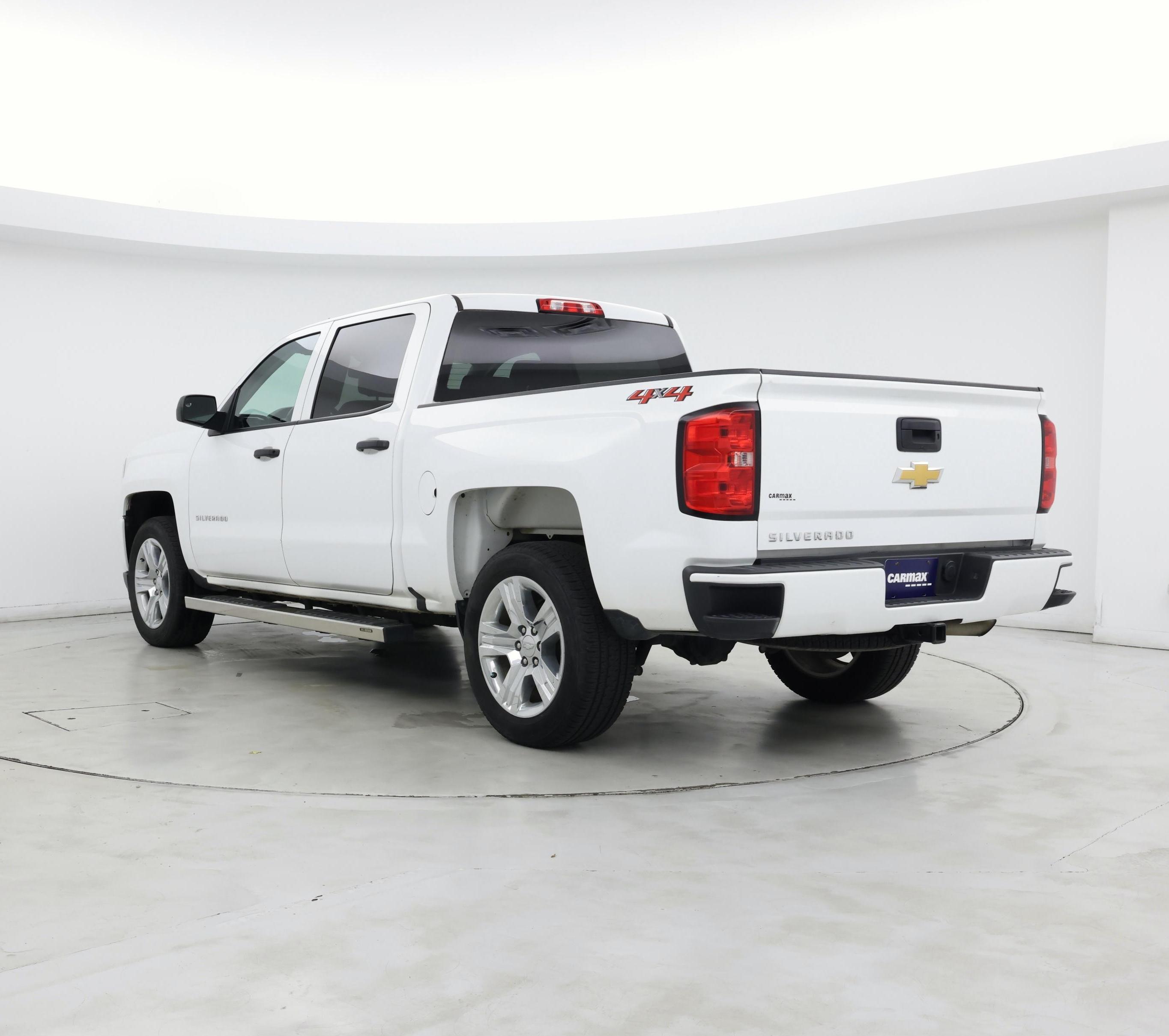 Thumbnail: 2018 Chevrolet Silverado 1500 - 2