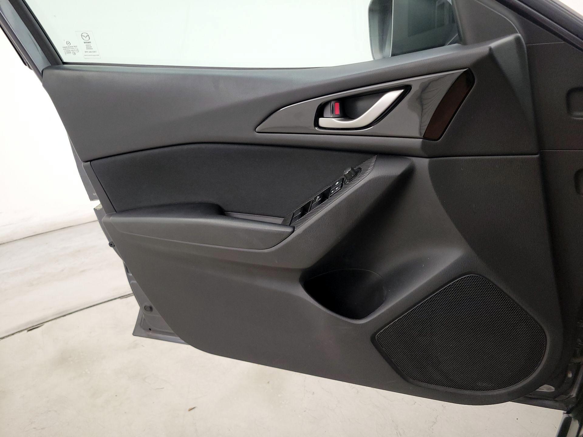 Thumbnail: 2014 Mazda Mazda3 - 12