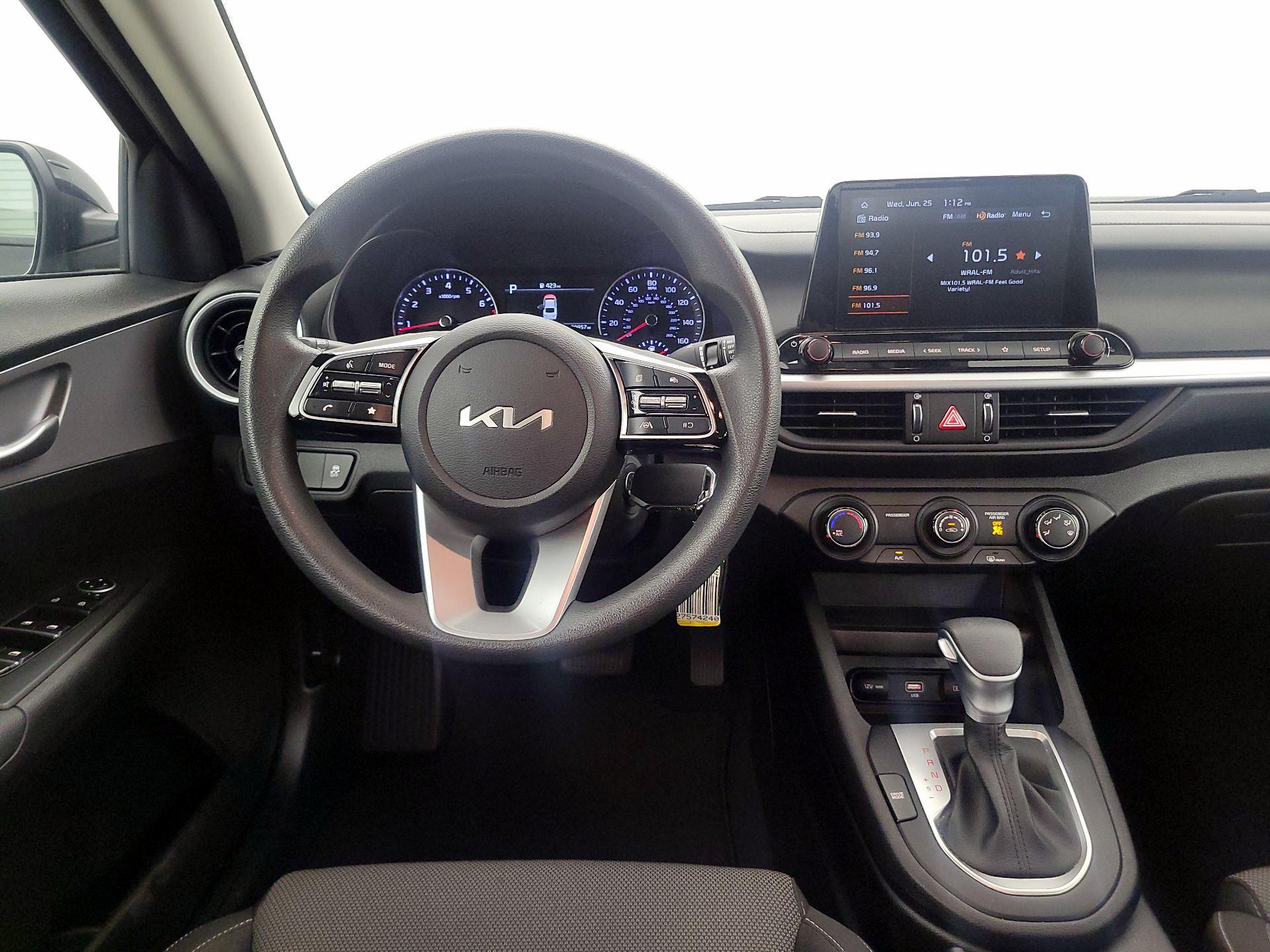Thumbnail: 2024 Kia Forte - 10