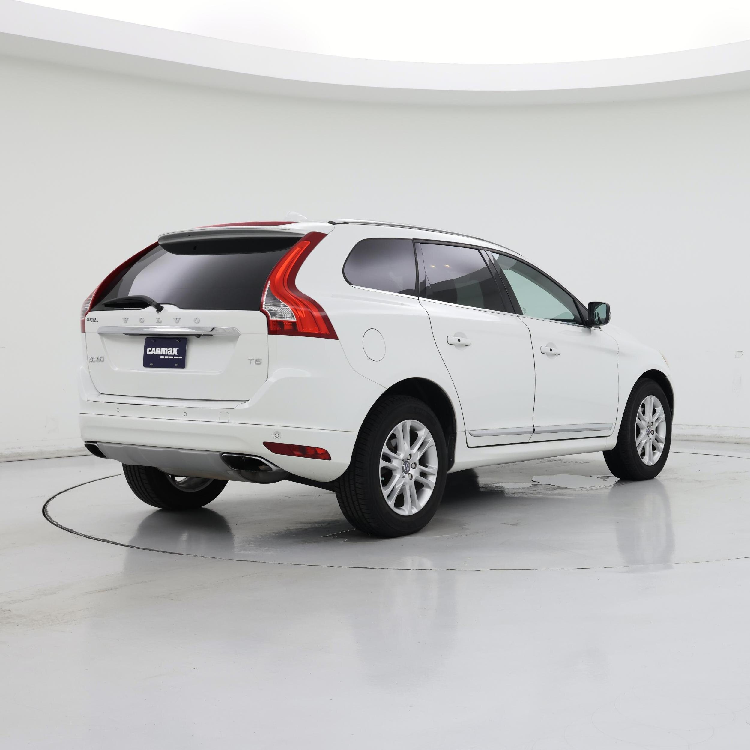 Thumbnail: 2016 Volvo XC60 - 8
