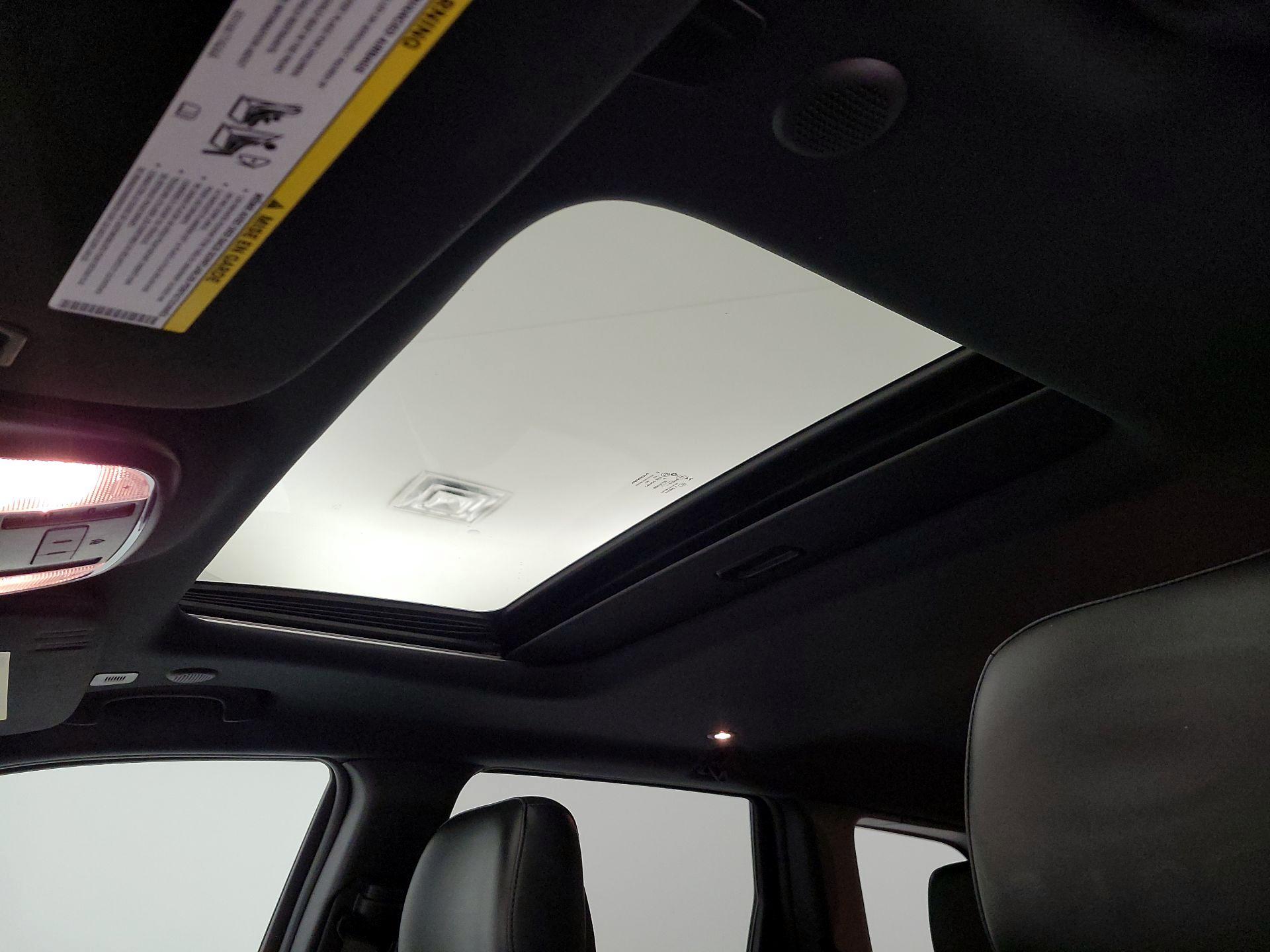 Thumbnail: 2021 Jeep Grand Cherokee - 20
