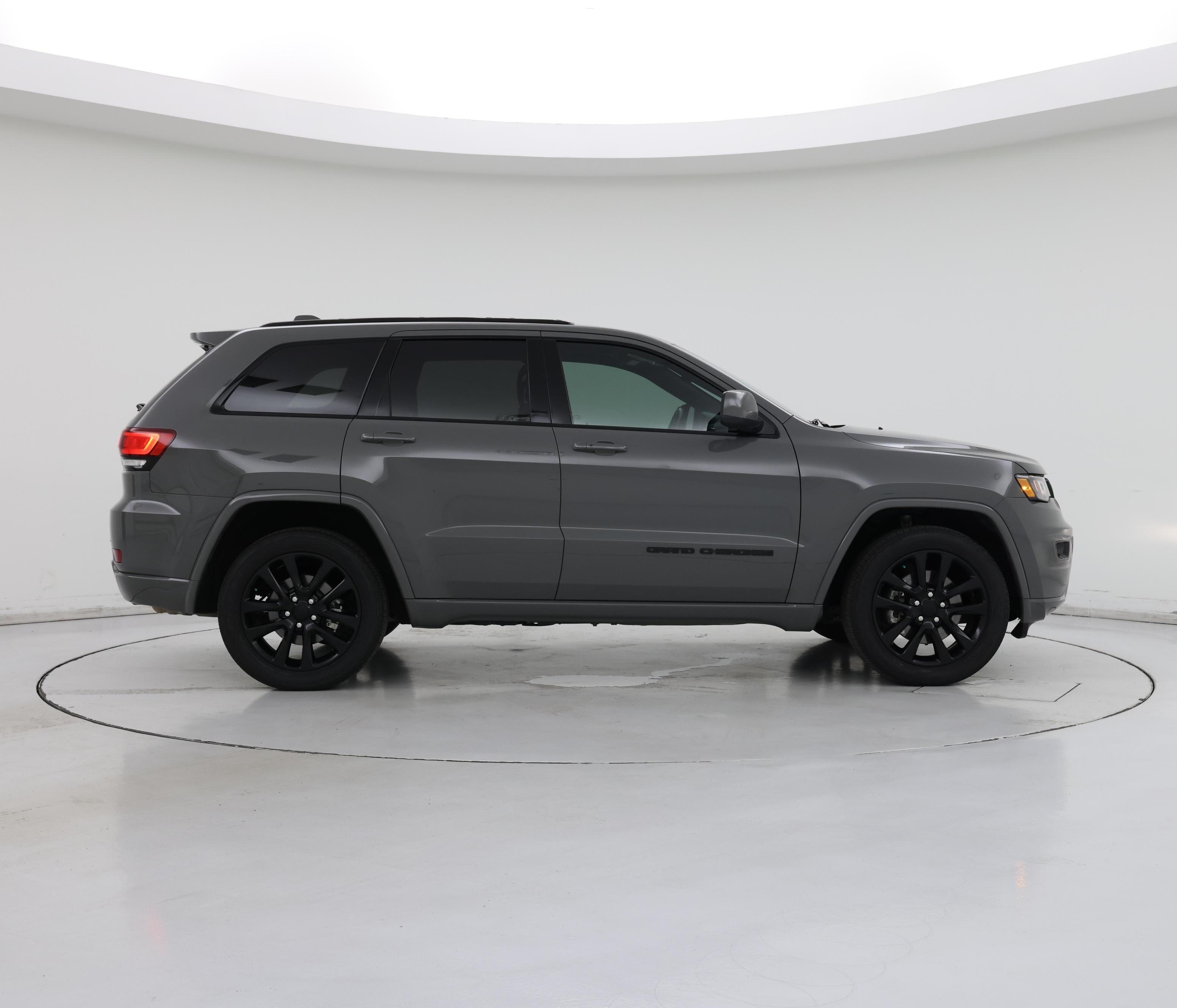 Thumbnail: 2021 Jeep Grand Cherokee - 7