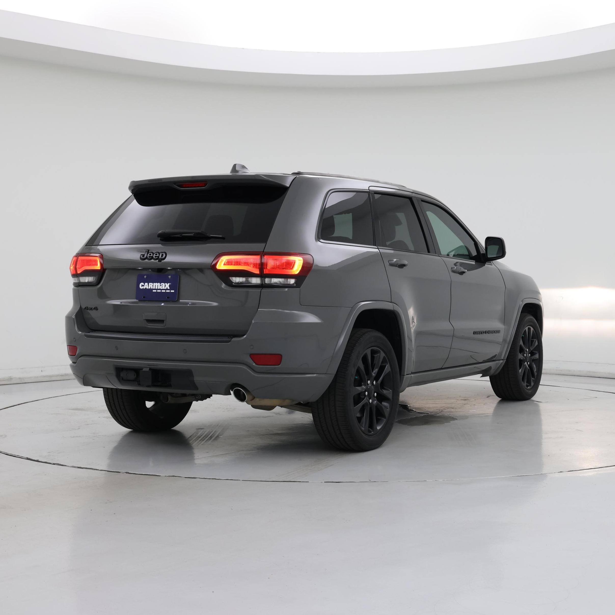Thumbnail: 2021 Jeep Grand Cherokee - 8