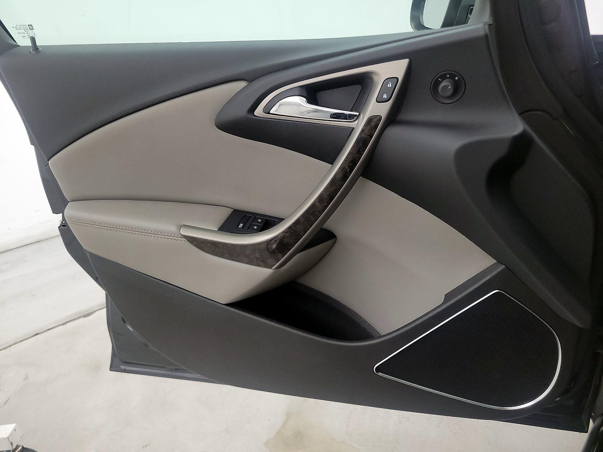 Thumbnail: 2014 Buick Verano - 12