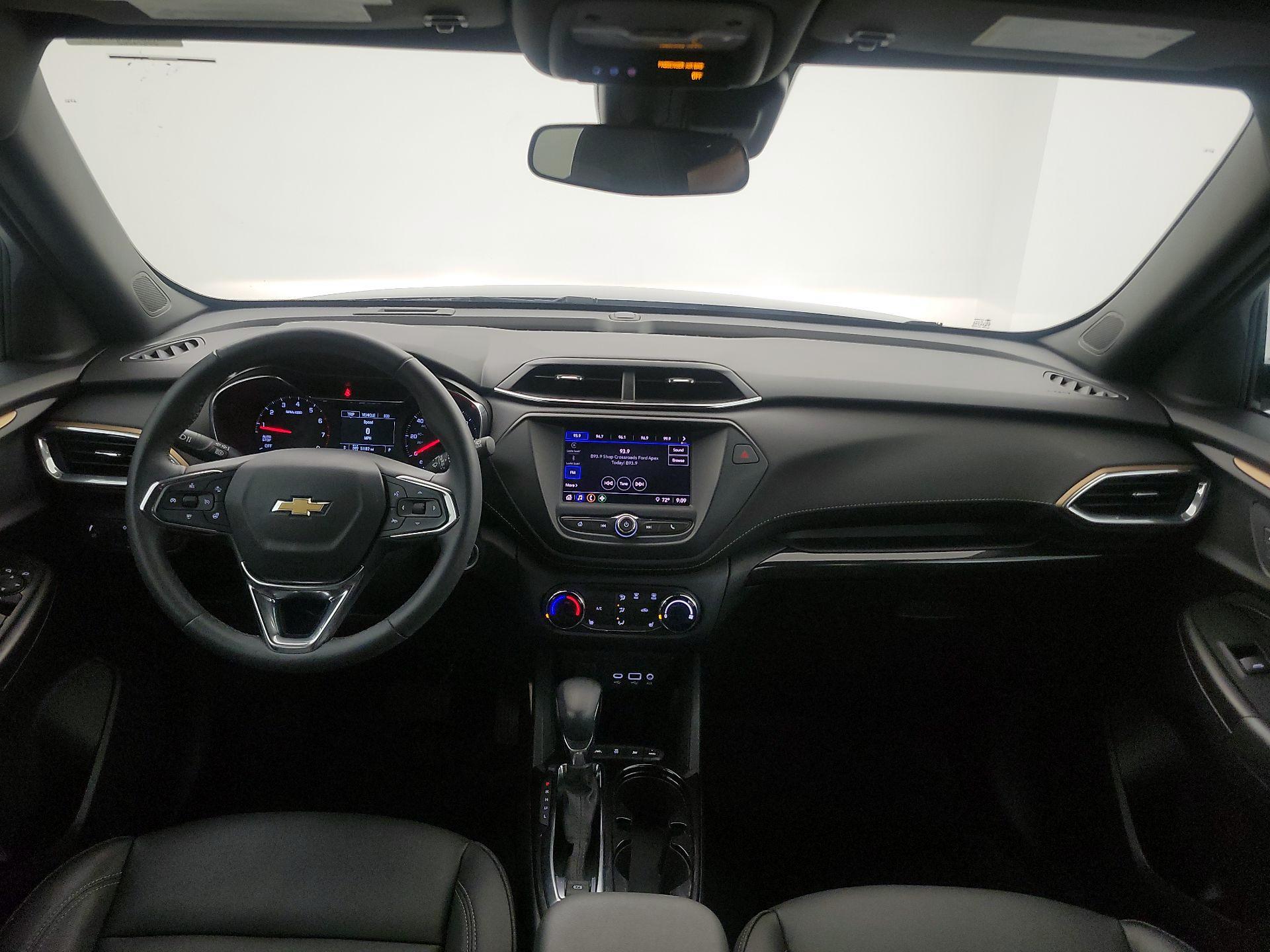 Thumbnail: 2023 Chevrolet TrailBlazer - 9