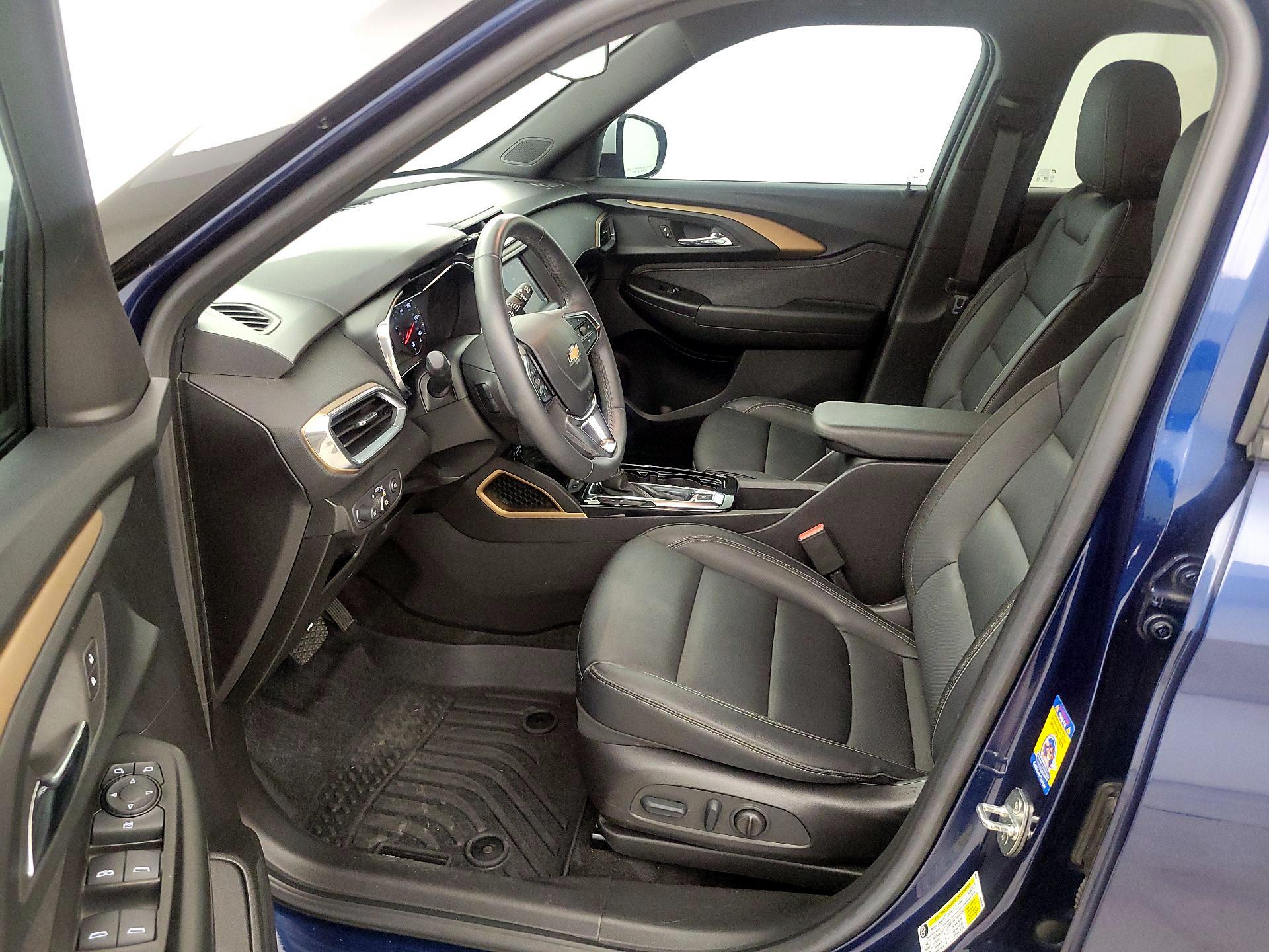 Thumbnail: 2023 Chevrolet TrailBlazer - 11
