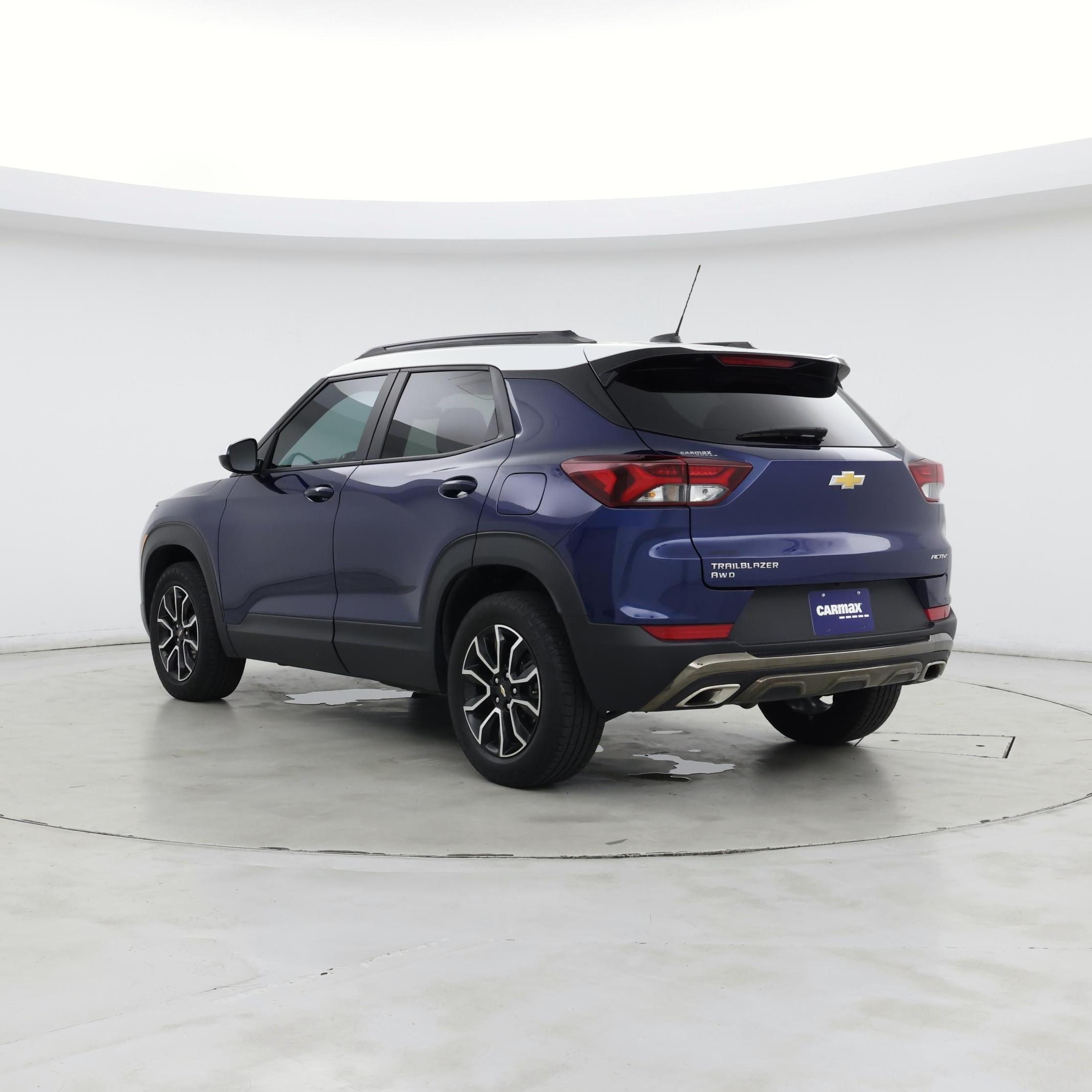Thumbnail: 2023 Chevrolet TrailBlazer - 2