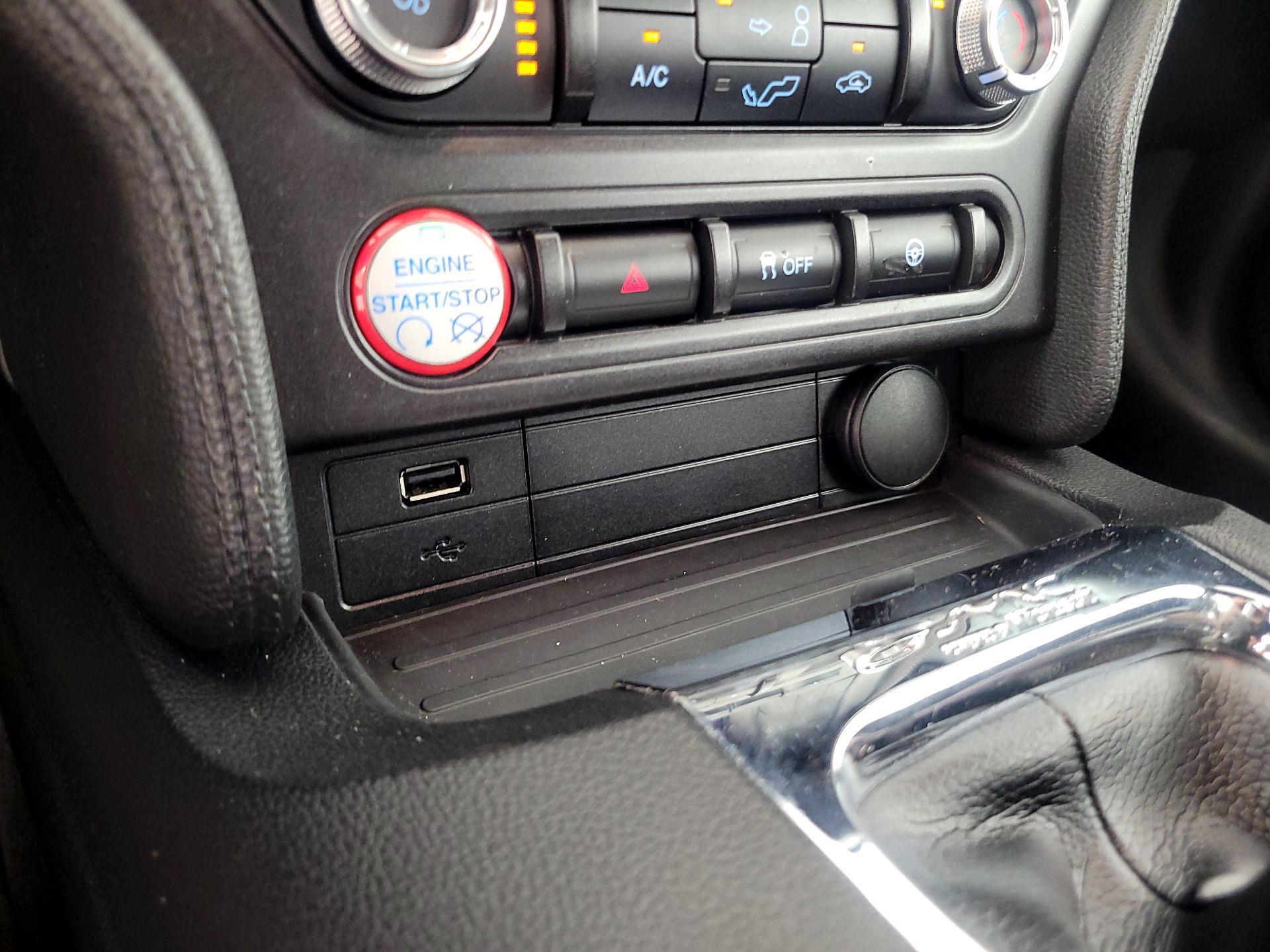 Thumbnail: 2015 Ford Mustang - 18