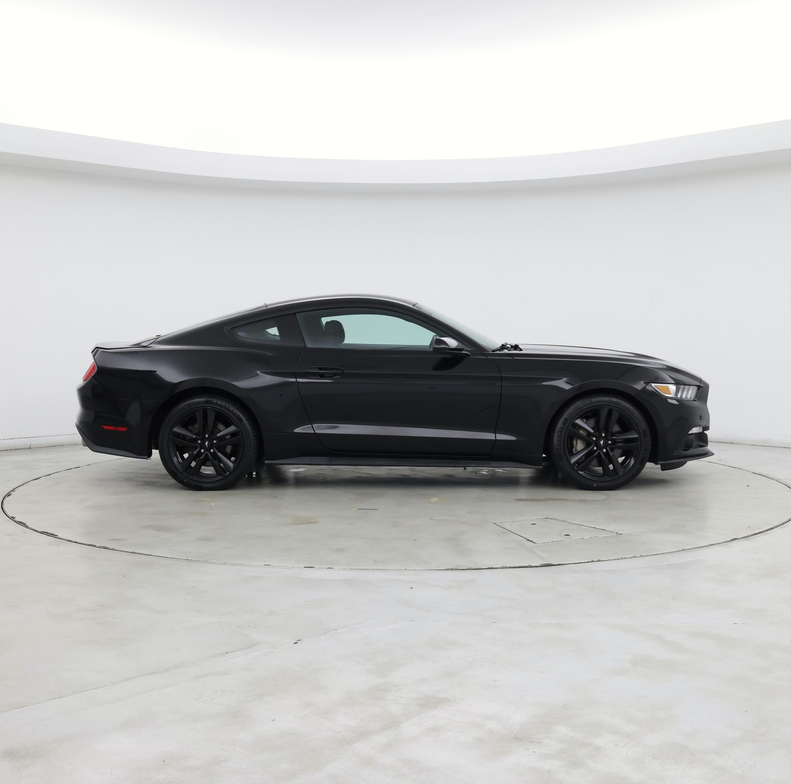 Thumbnail: 2015 Ford Mustang - 7