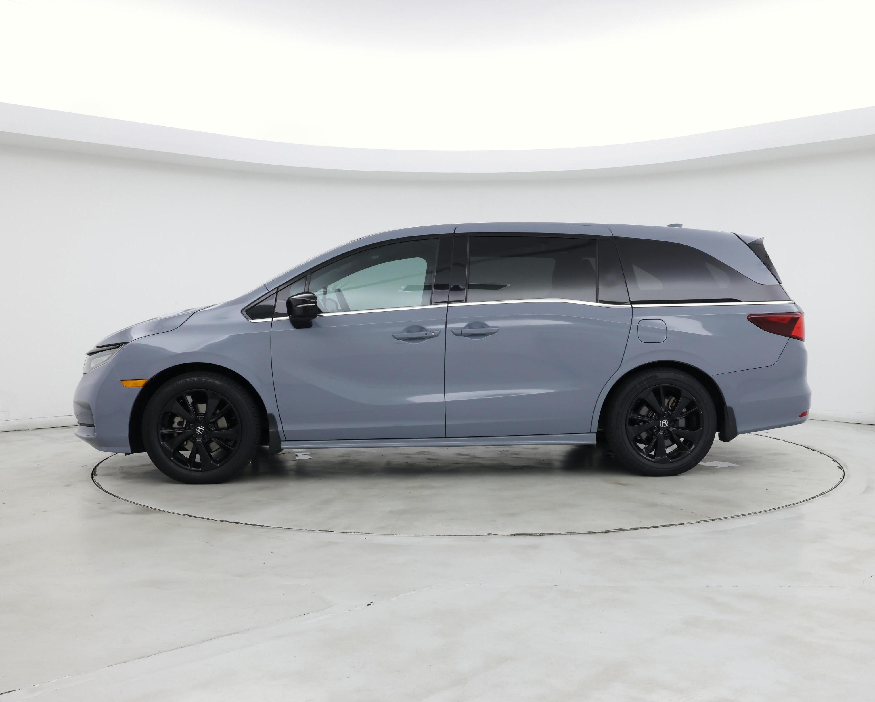 Thumbnail: 2023 Honda Odyssey - 3
