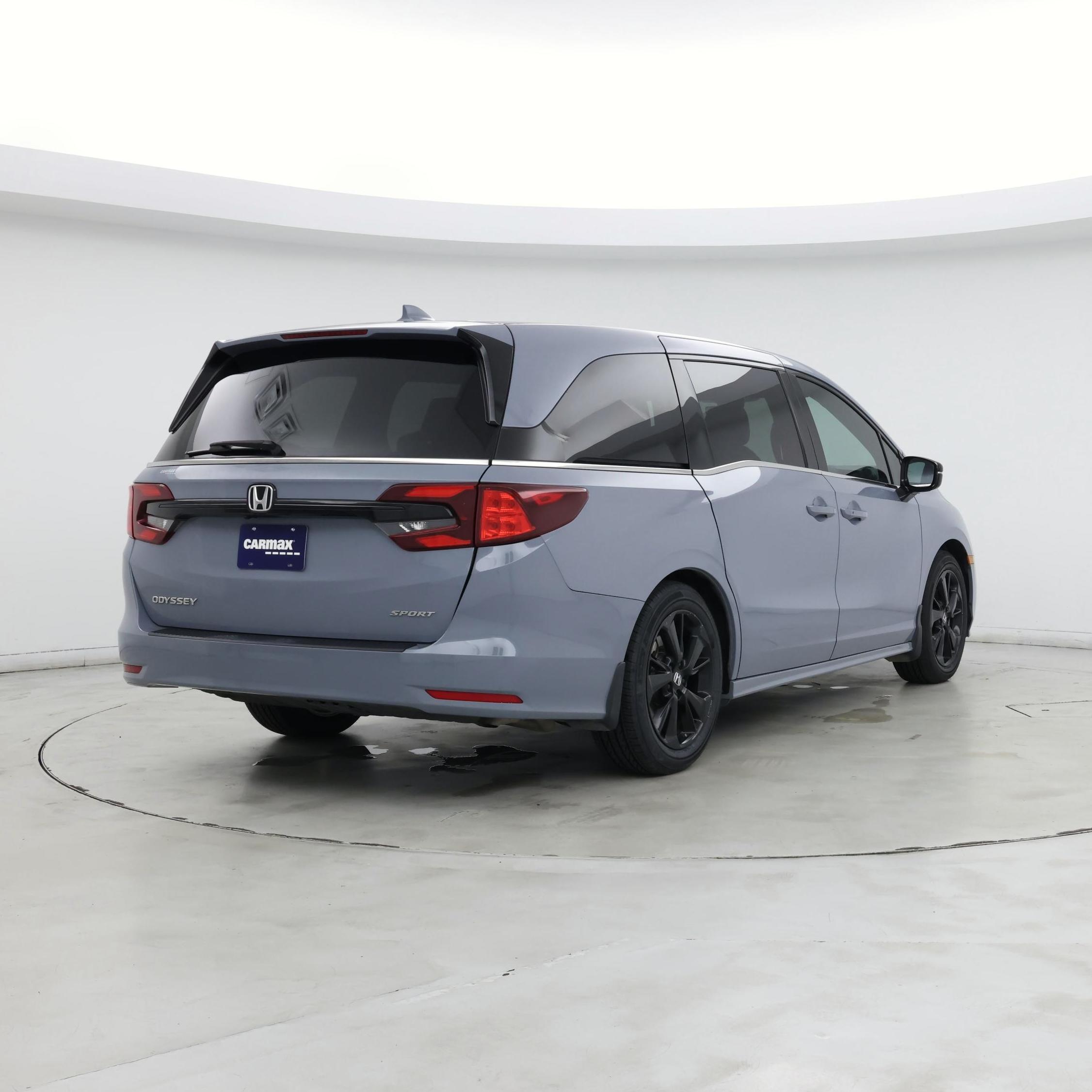 Thumbnail: 2023 Honda Odyssey - 8