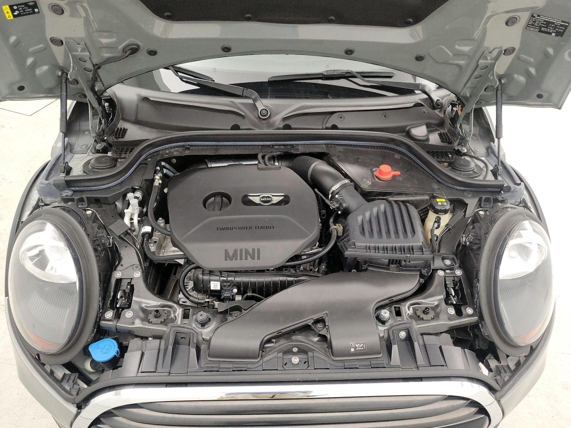 Thumbnail: 2019 MINI Cooper Hardtop - 20