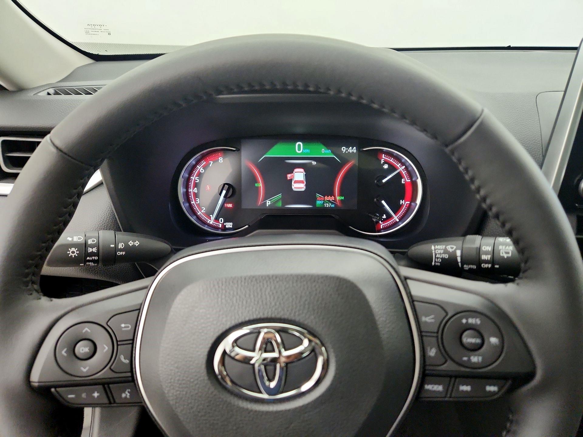 Thumbnail: 2025 Toyota RAV4 - 10