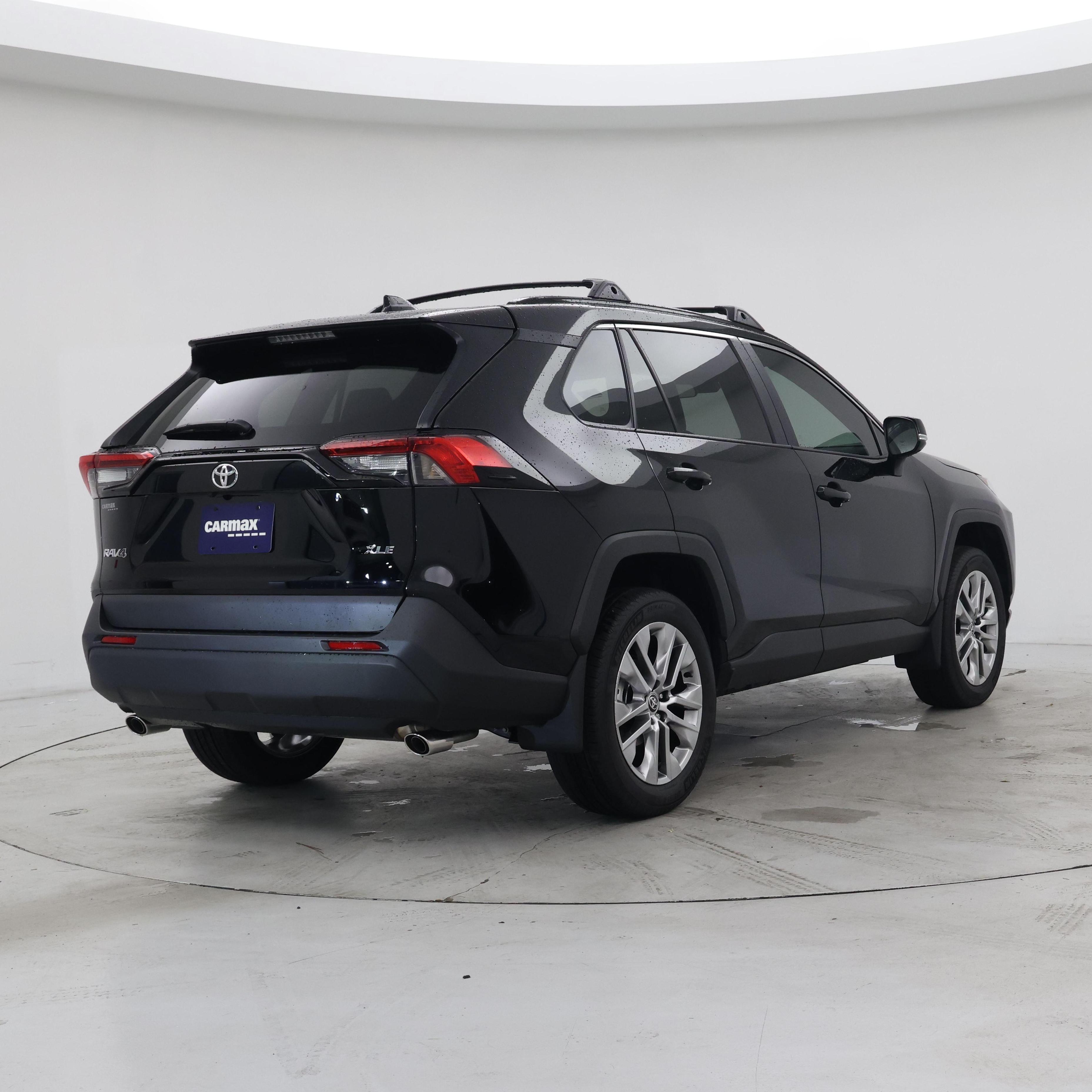 Thumbnail: 2025 Toyota RAV4 - 8