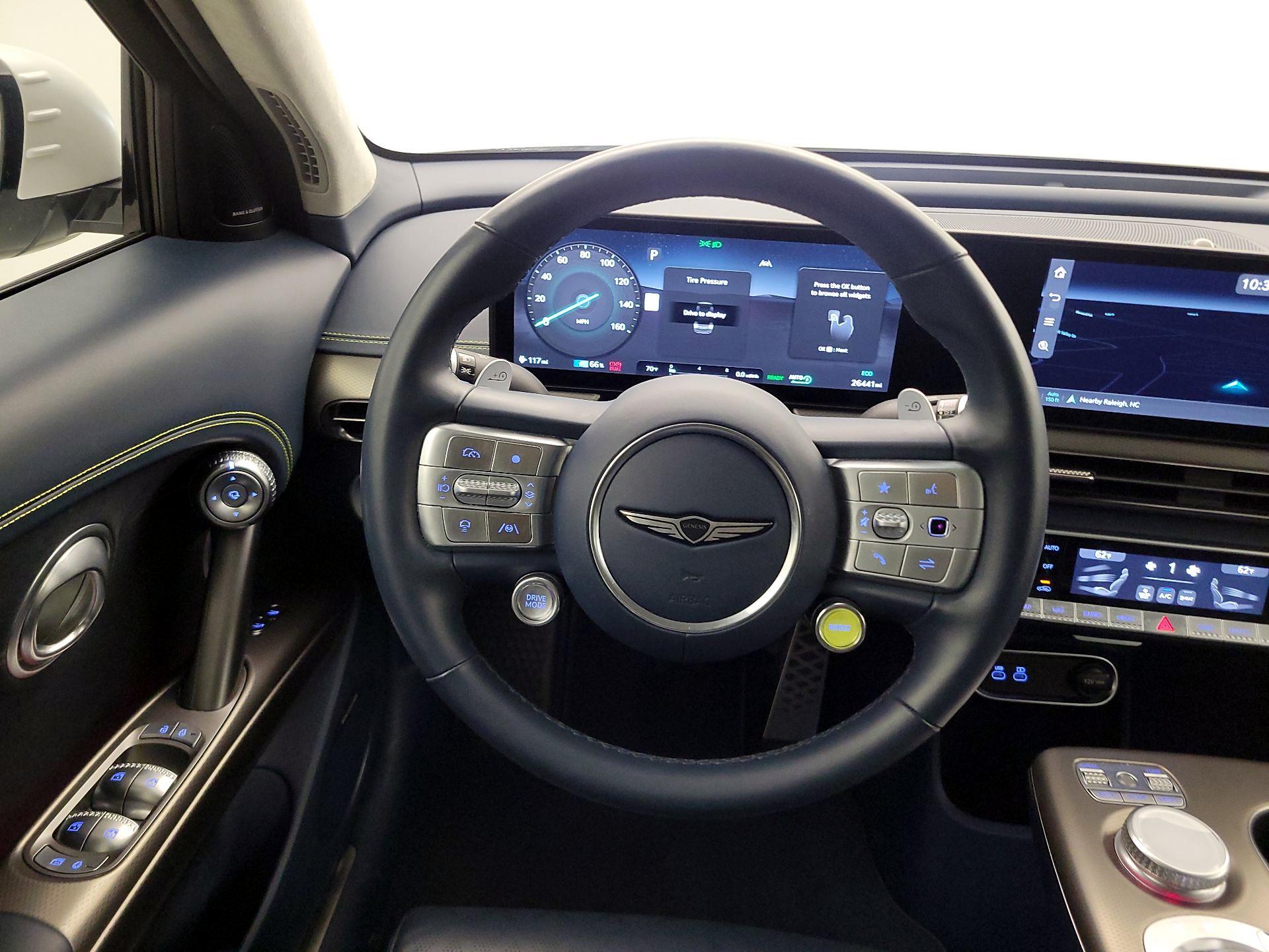 Thumbnail: 2023 Genesis GV60 - 10